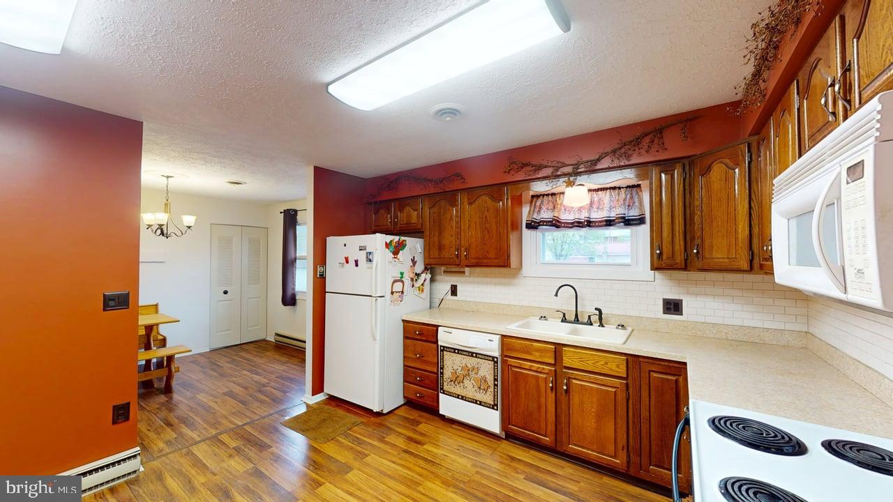 AIRPORT ADDITION - Residential