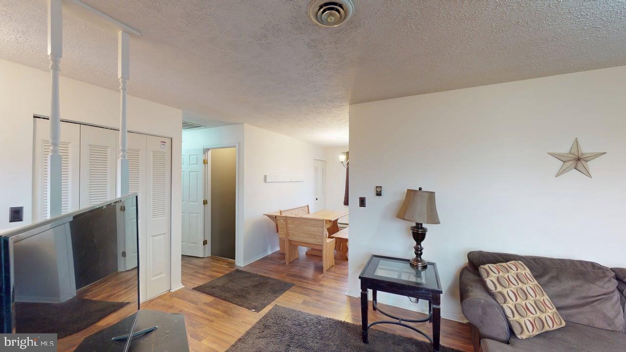 AIRPORT ADDITION - Residential