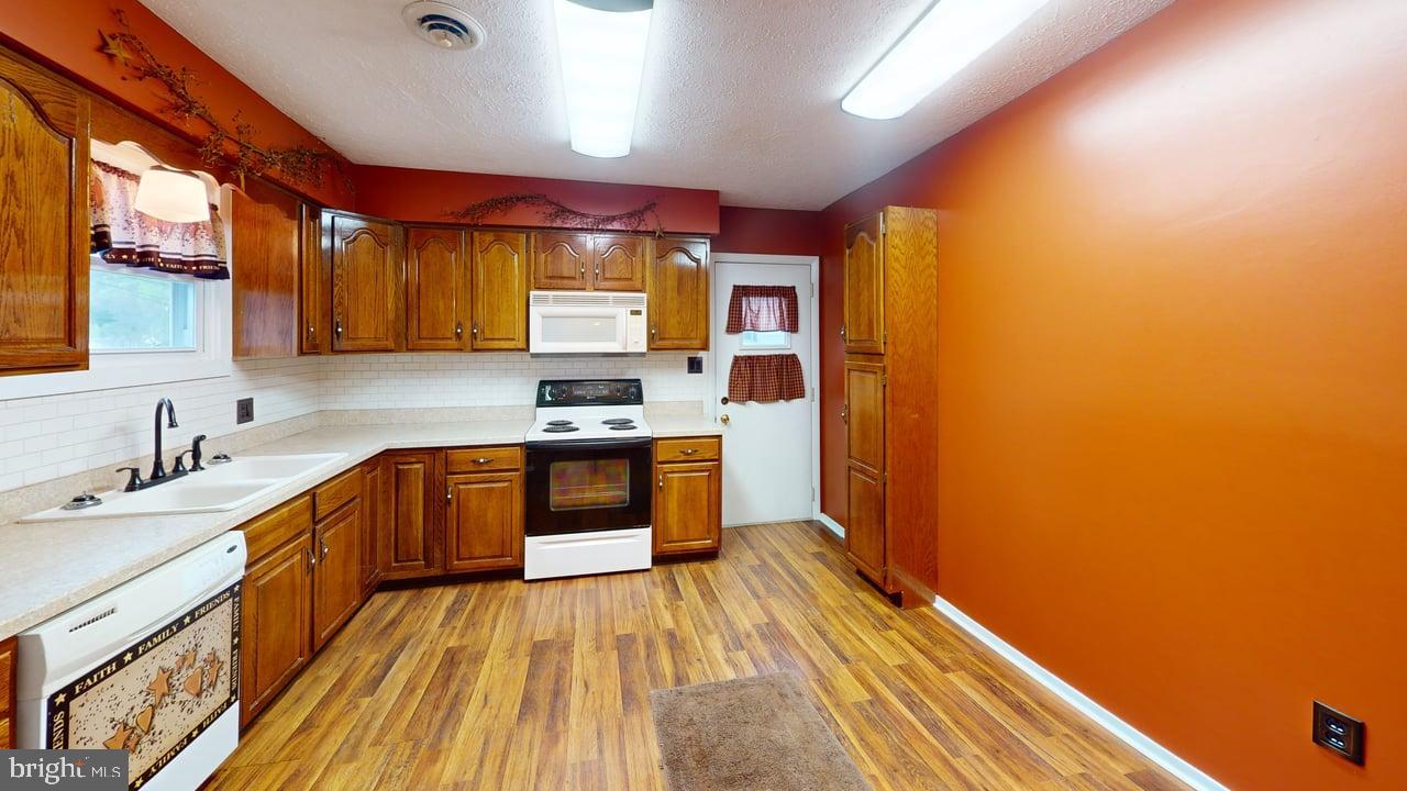 AIRPORT ADDITION - Residential