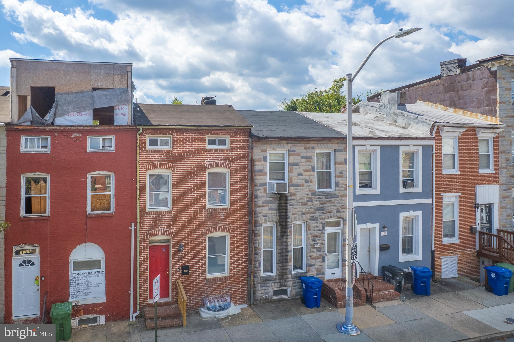 HOLLINS MARKET - Residential