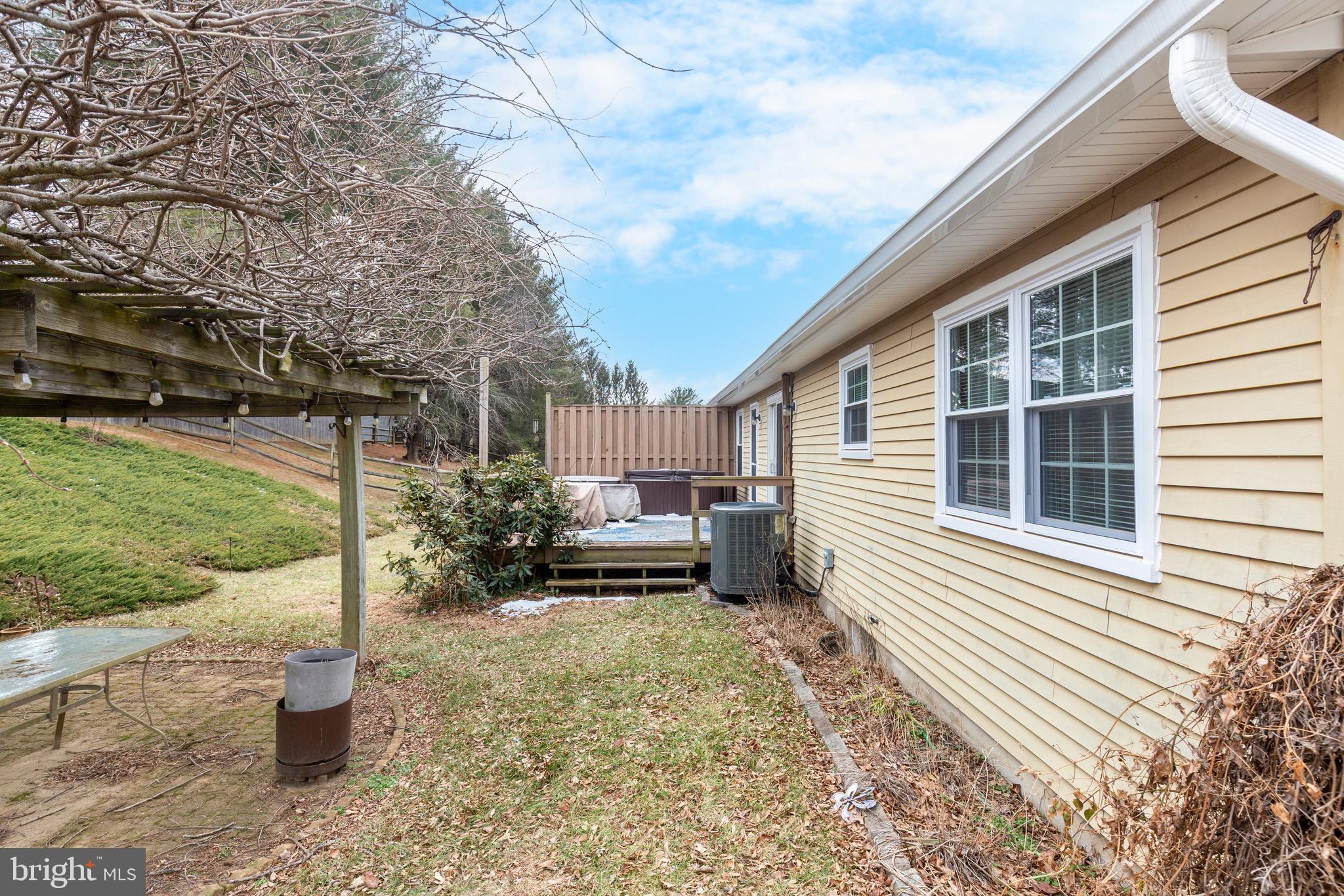 HILLTOP - Residential