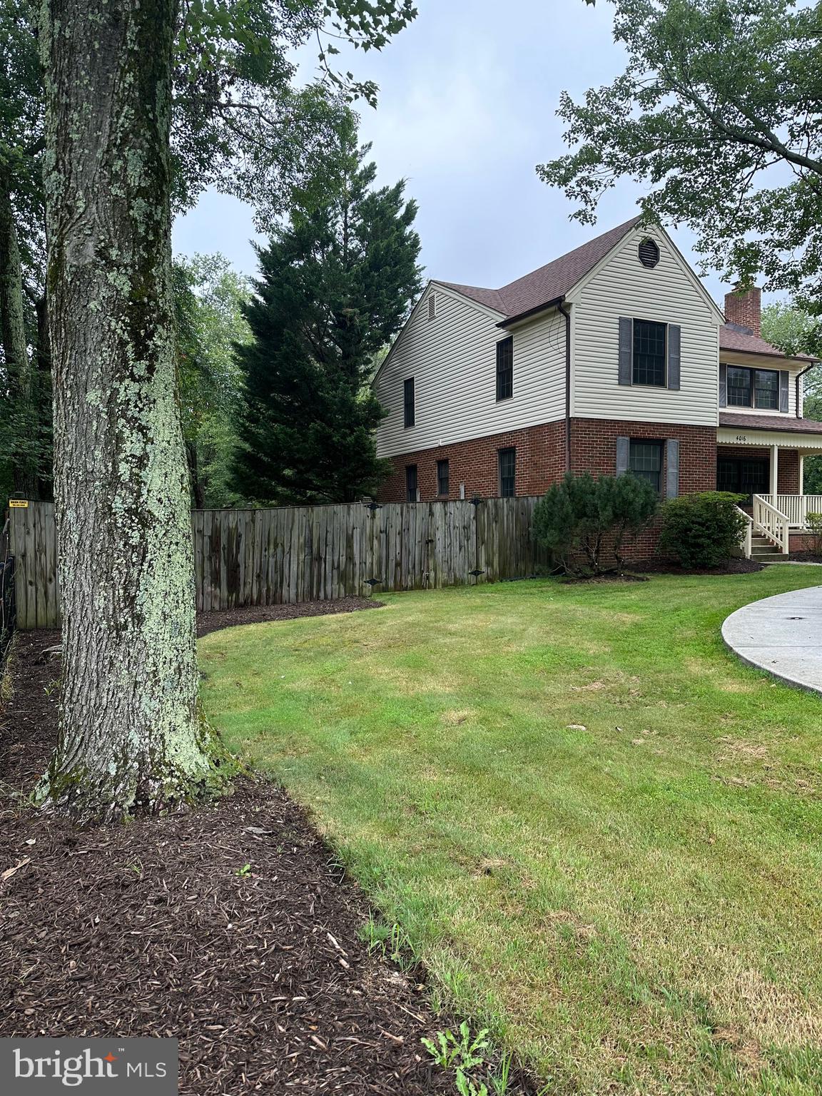 HOLLY PARK - Residential Lease