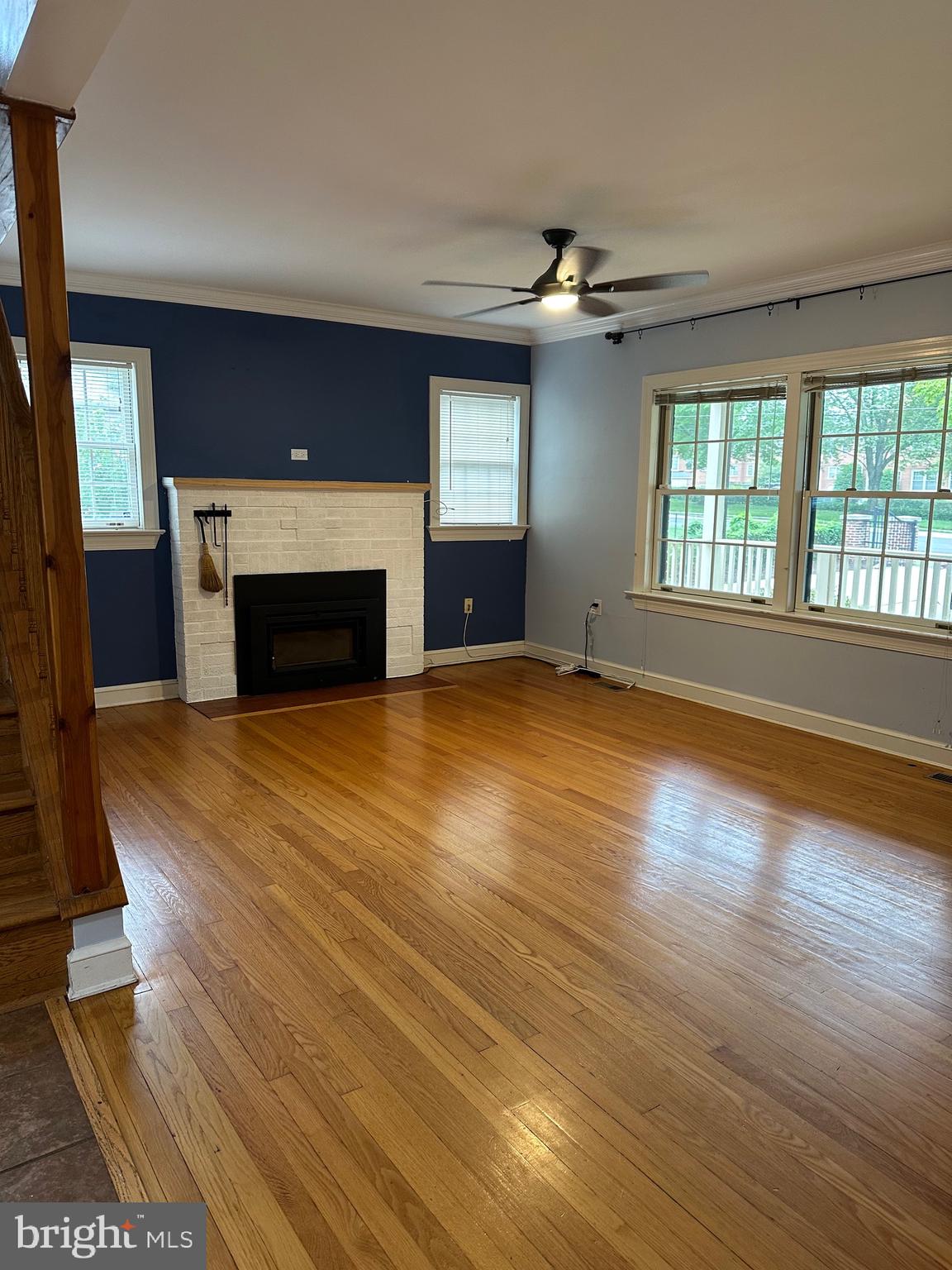 HOLLY PARK - Residential Lease