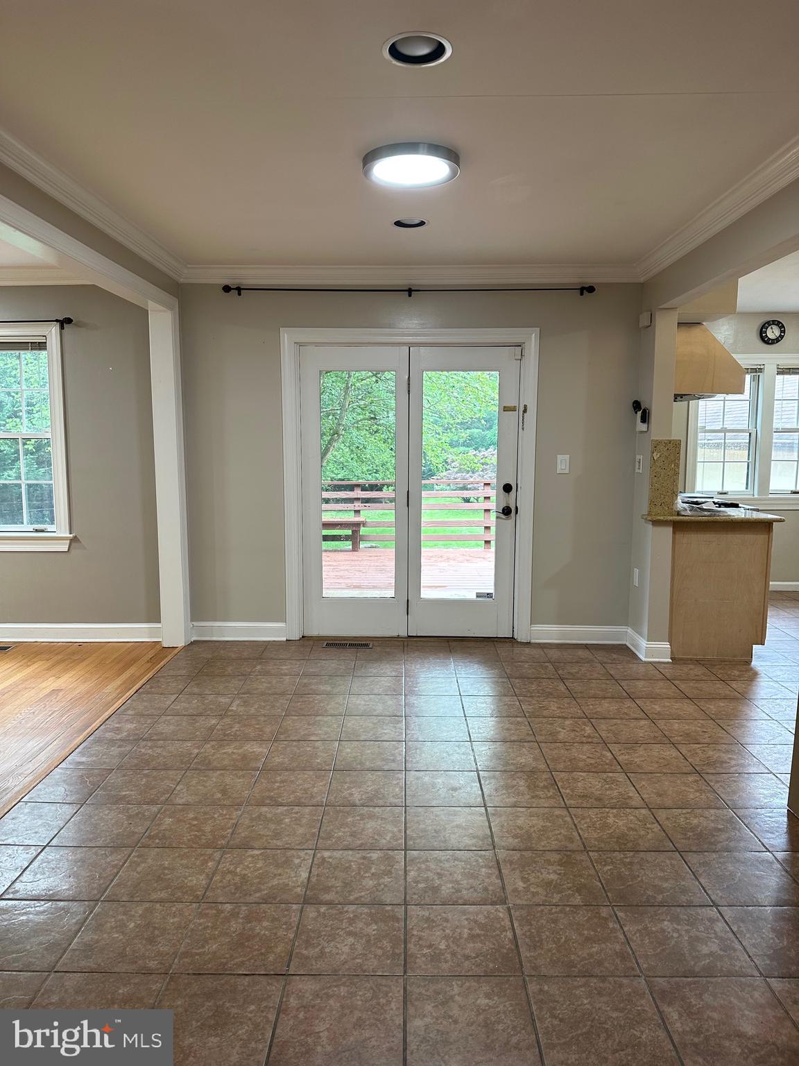 HOLLY PARK - Residential Lease