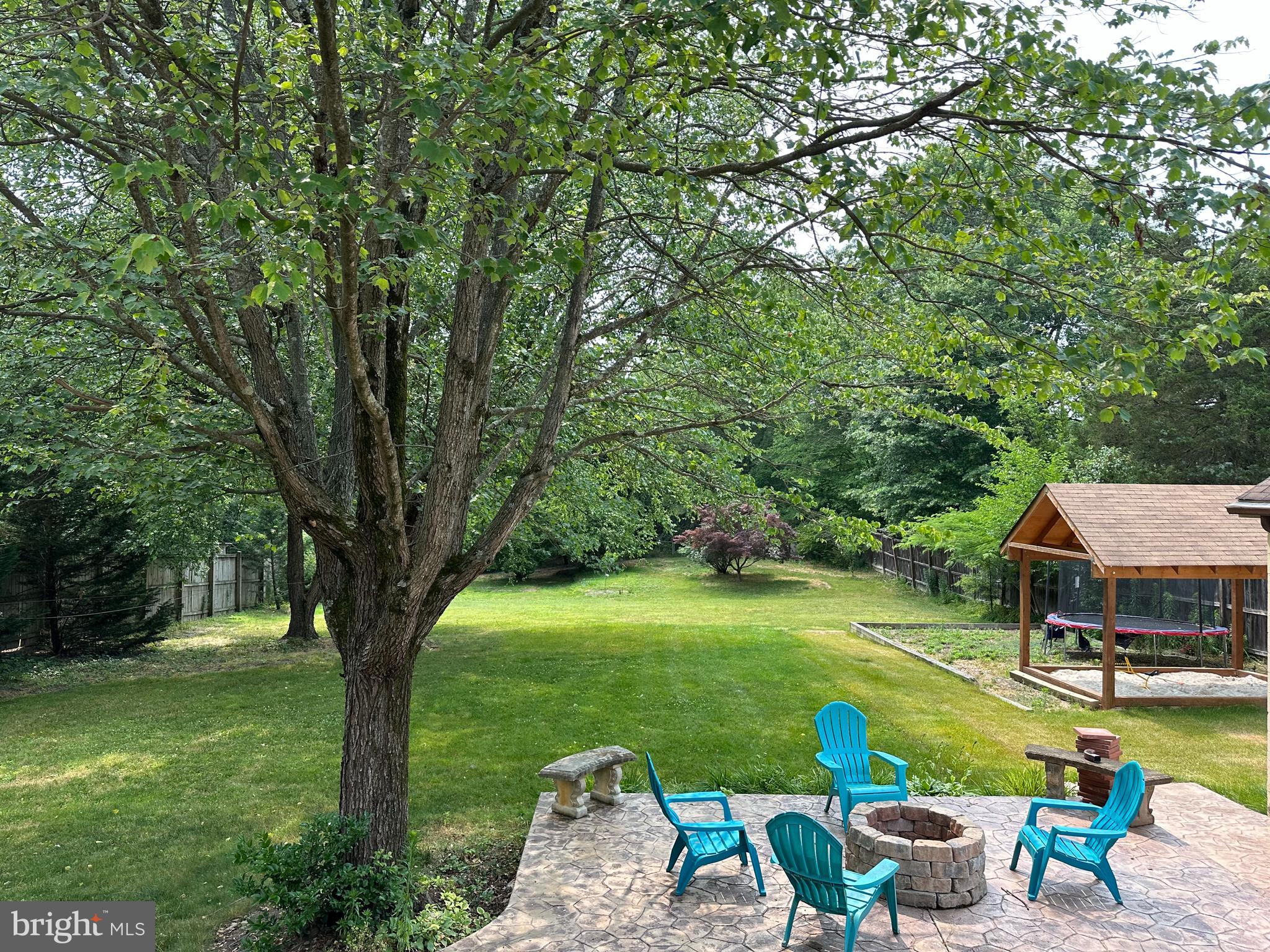 4016 TRAPP ROAD