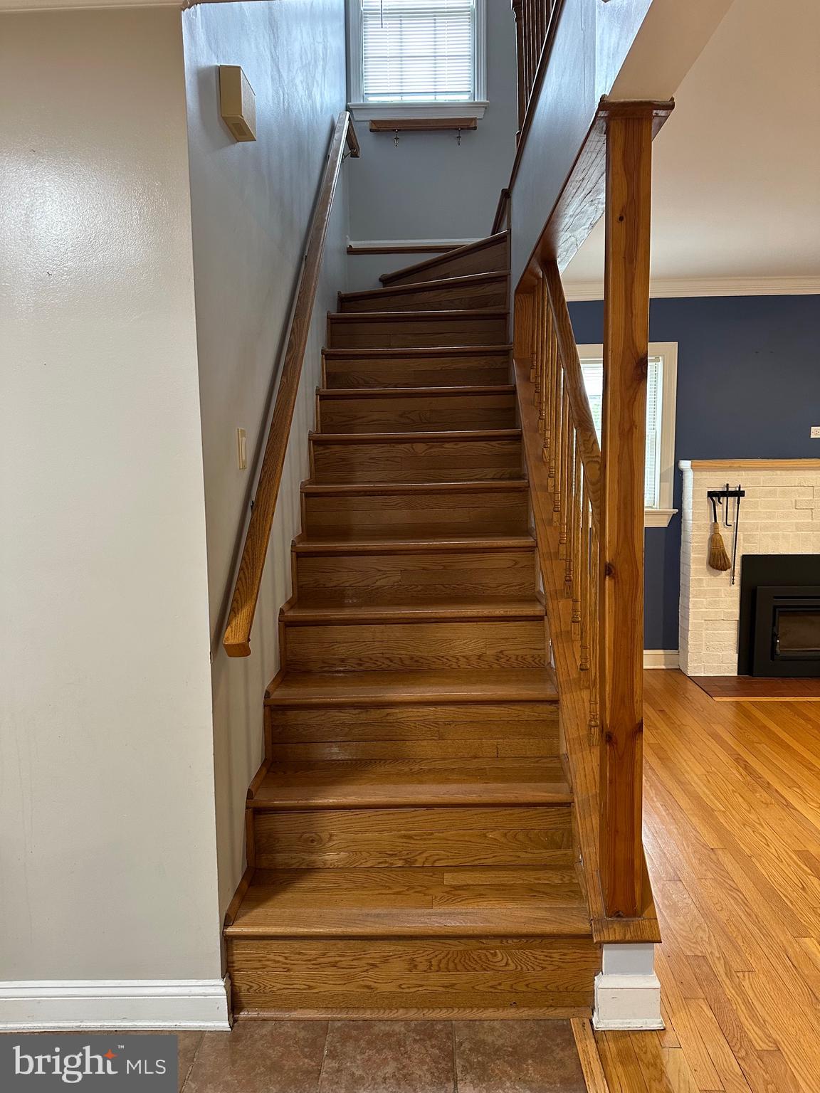 HOLLY PARK - Residential Lease