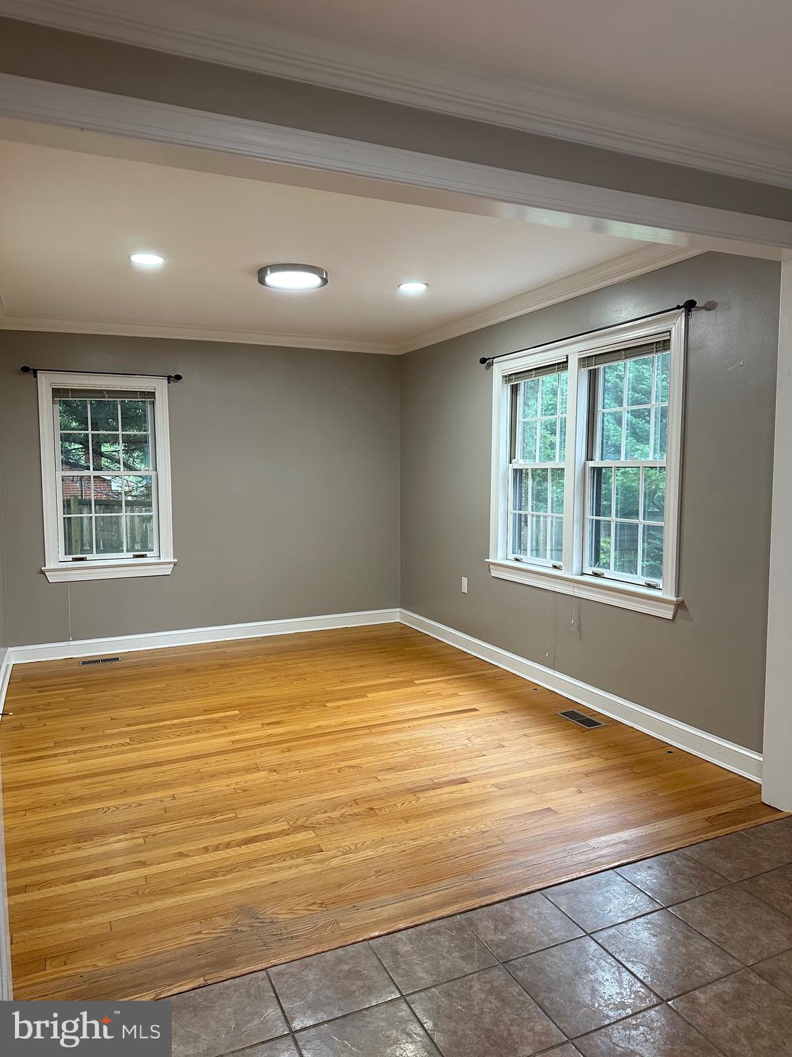 HOLLY PARK - Residential Lease