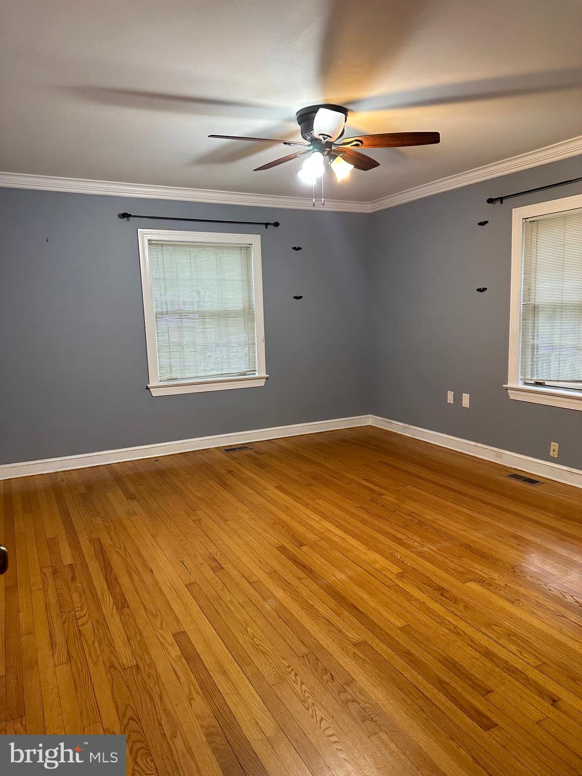 HOLLY PARK - Residential Lease