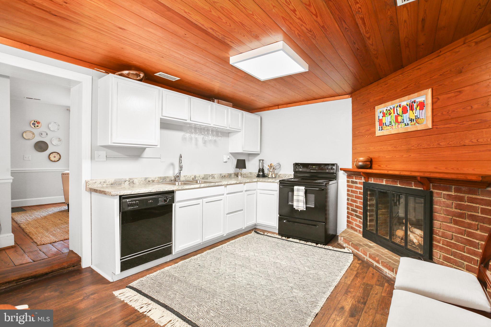 DARBYTOWN - Residential Lease