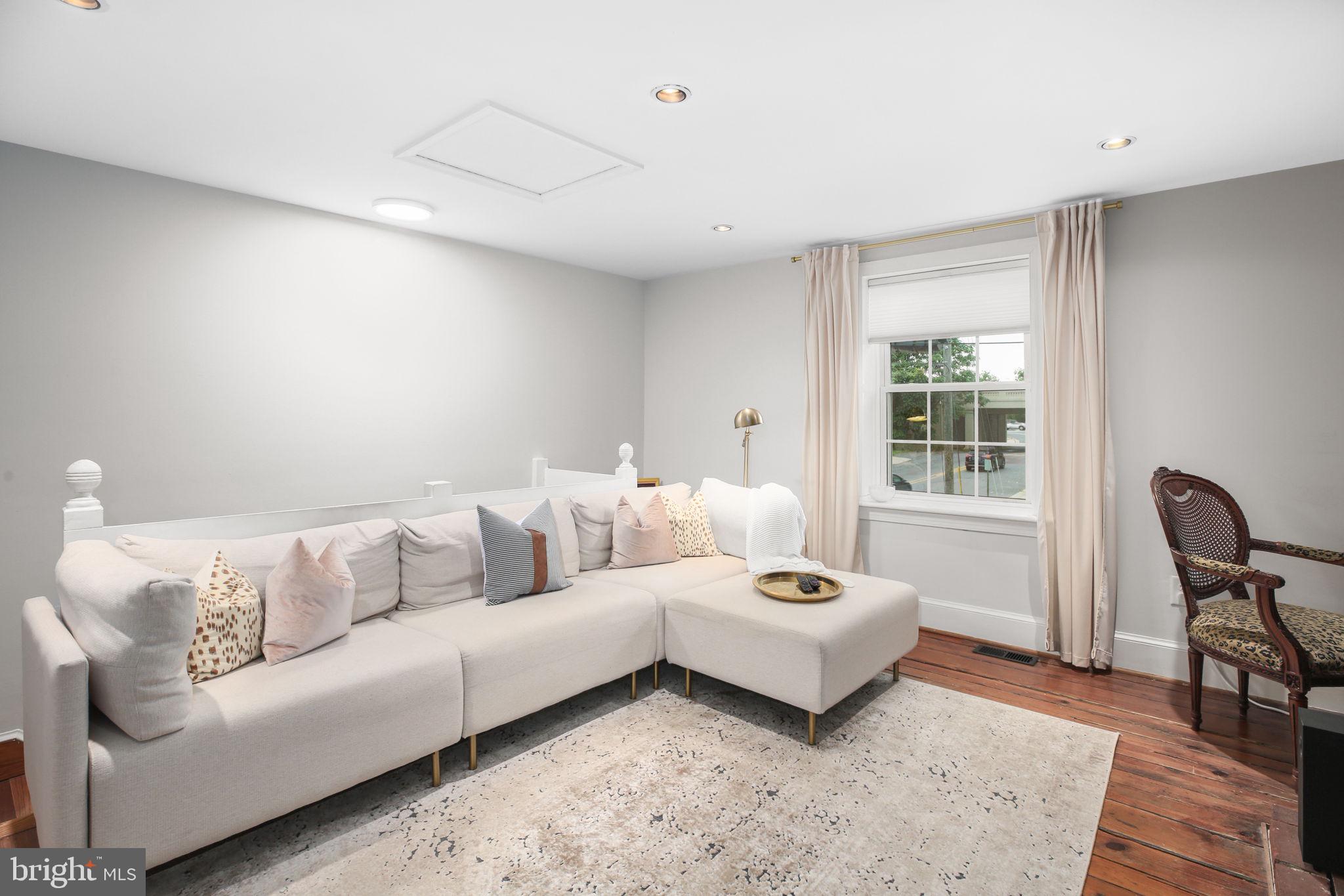 DARBYTOWN - Residential Lease