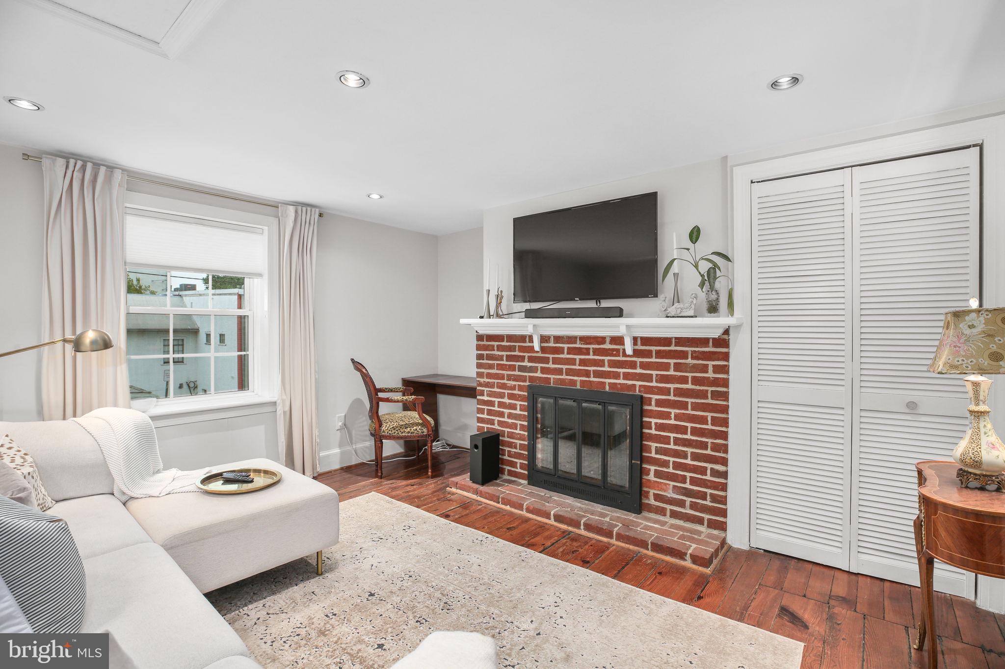 DARBYTOWN - Residential Lease