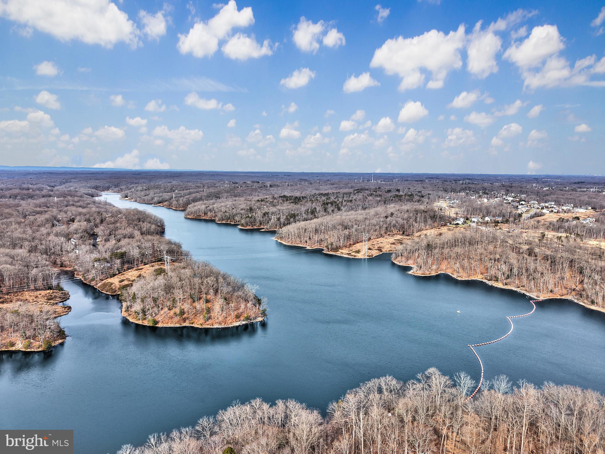 LAKE RIDGE - Residential