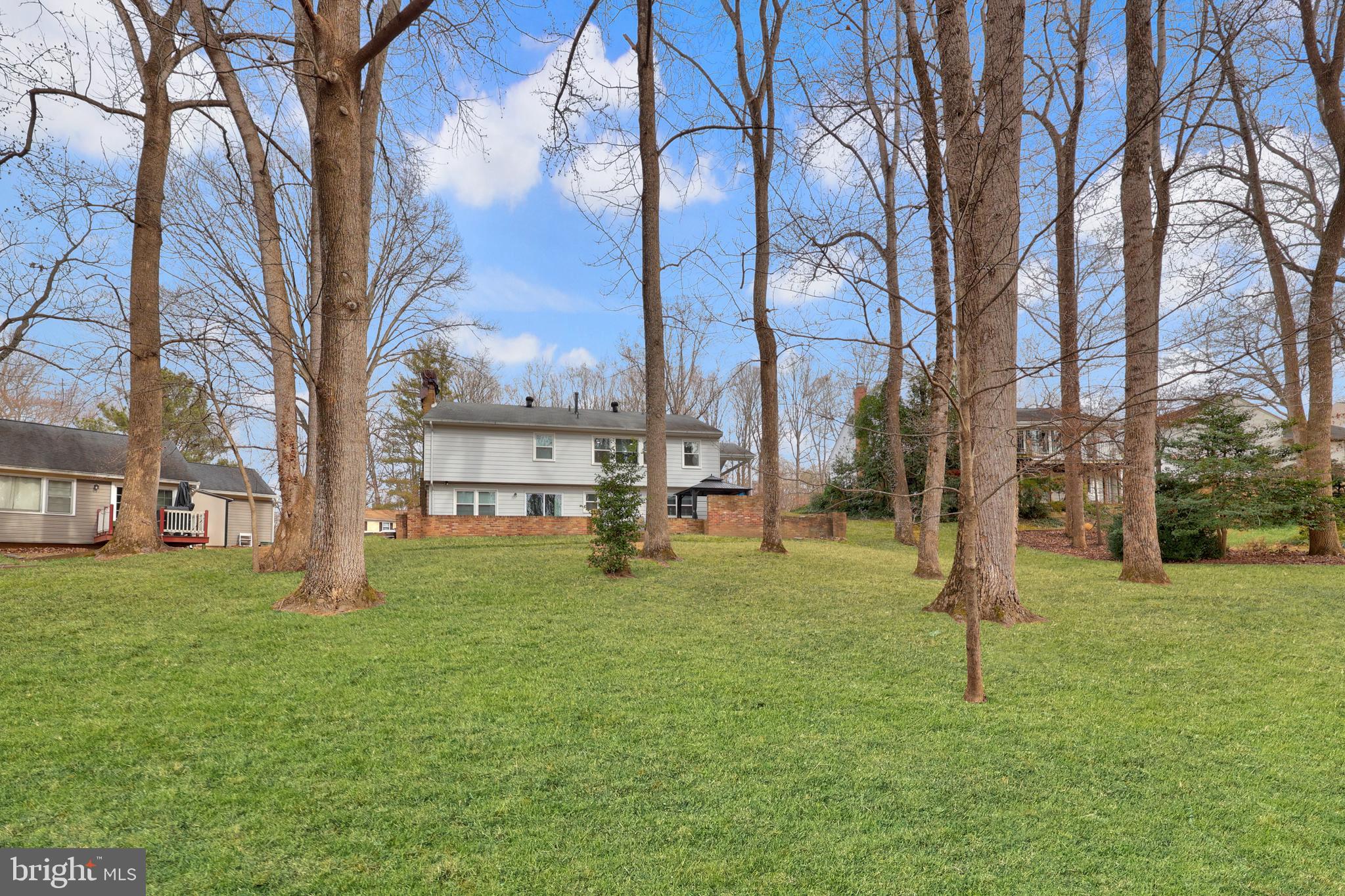 LAKE RIDGE - Residential