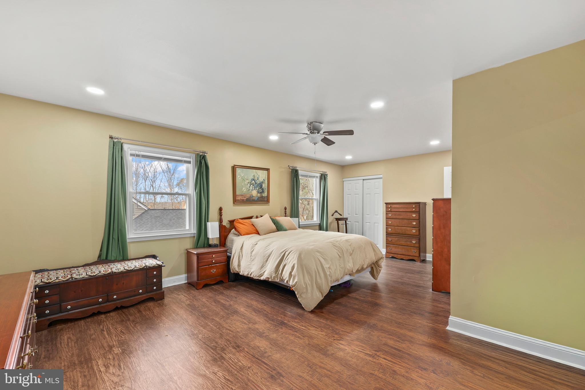 LAKE RIDGE - Residential