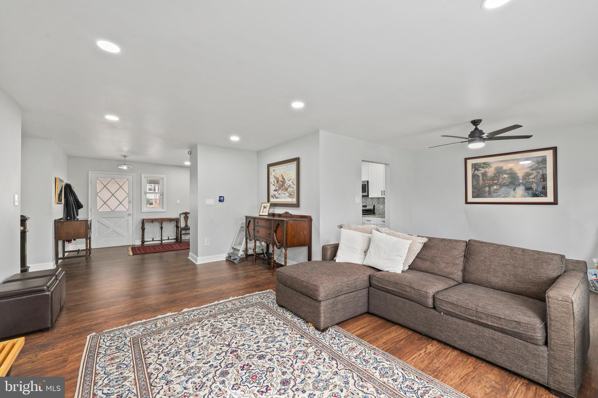 LAKE RIDGE - Residential