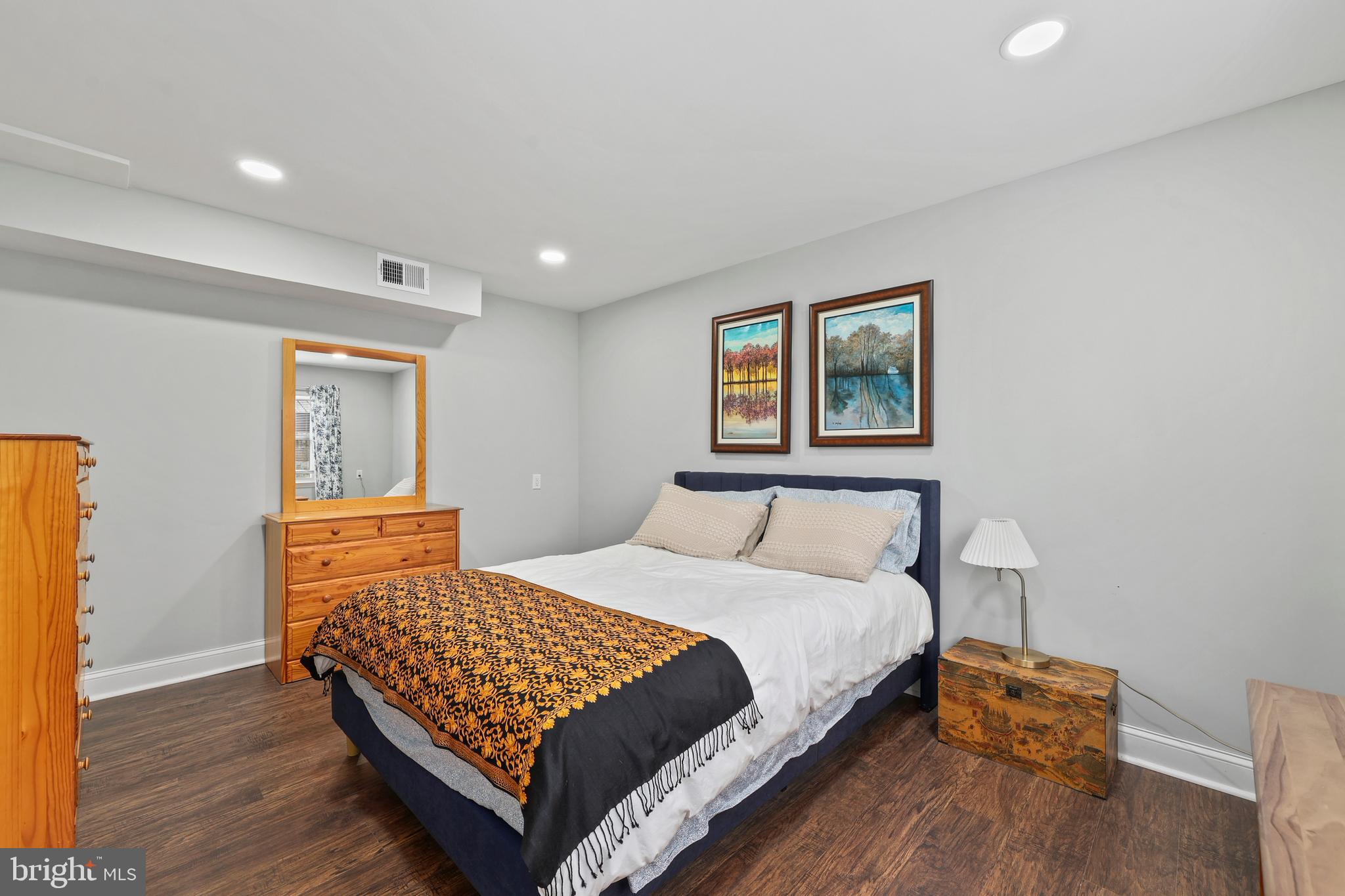 LAKE RIDGE - Residential