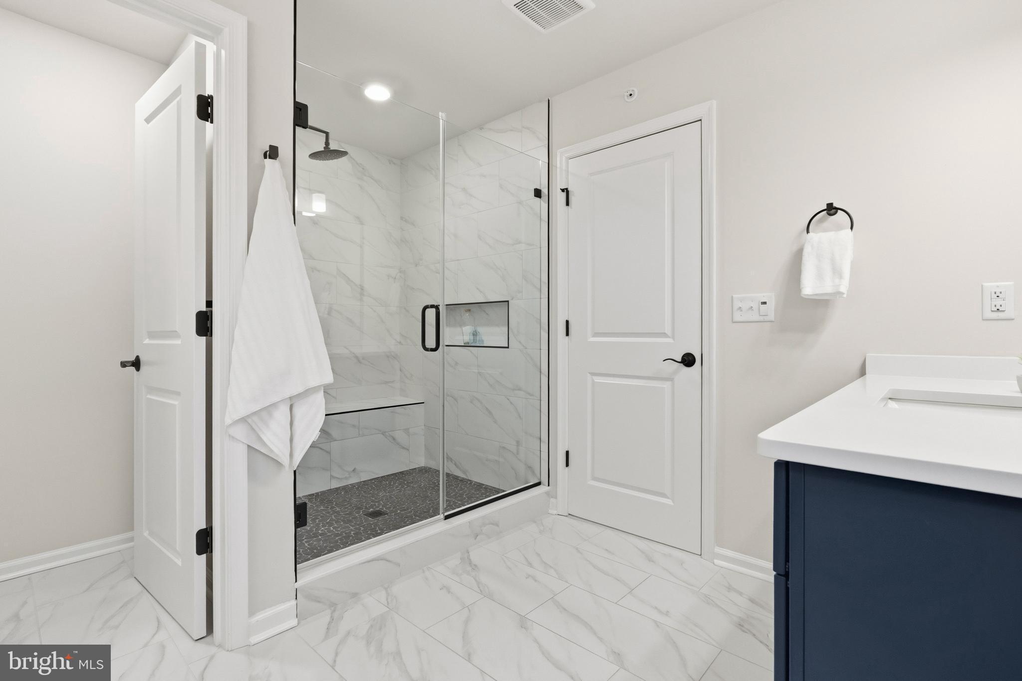 SPRING OAK - Residential