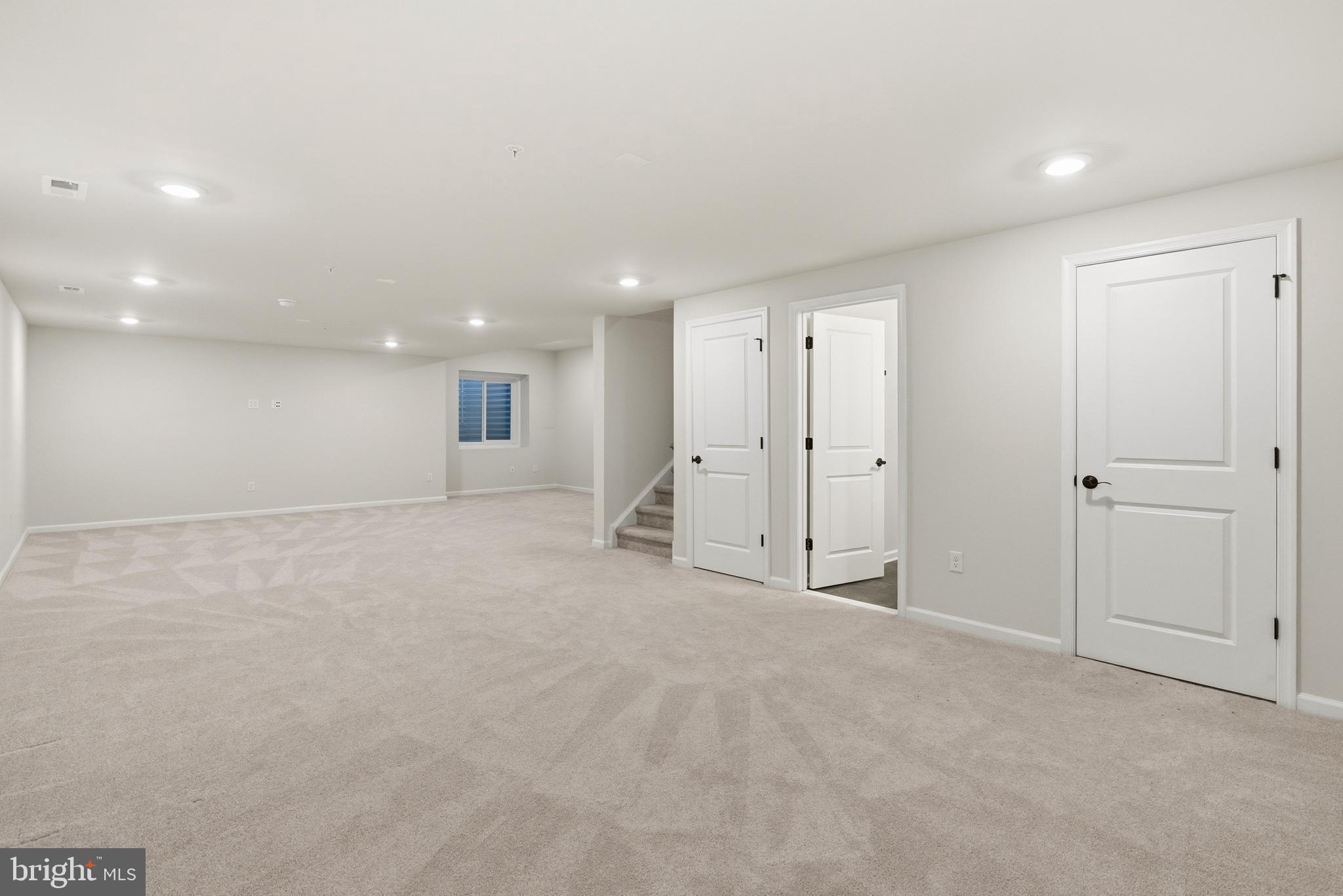 SPRING OAK - Residential