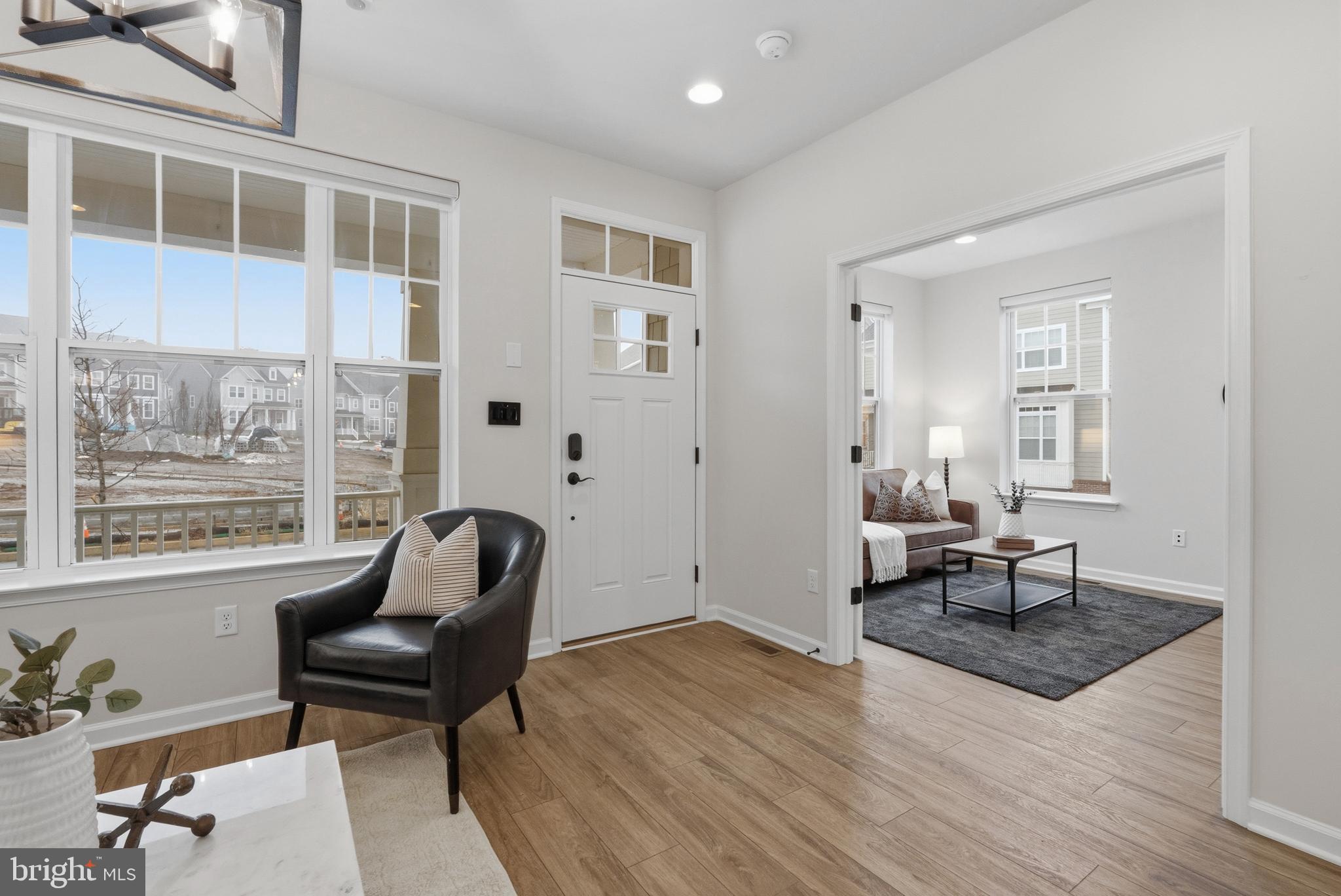 SPRING OAK - Residential