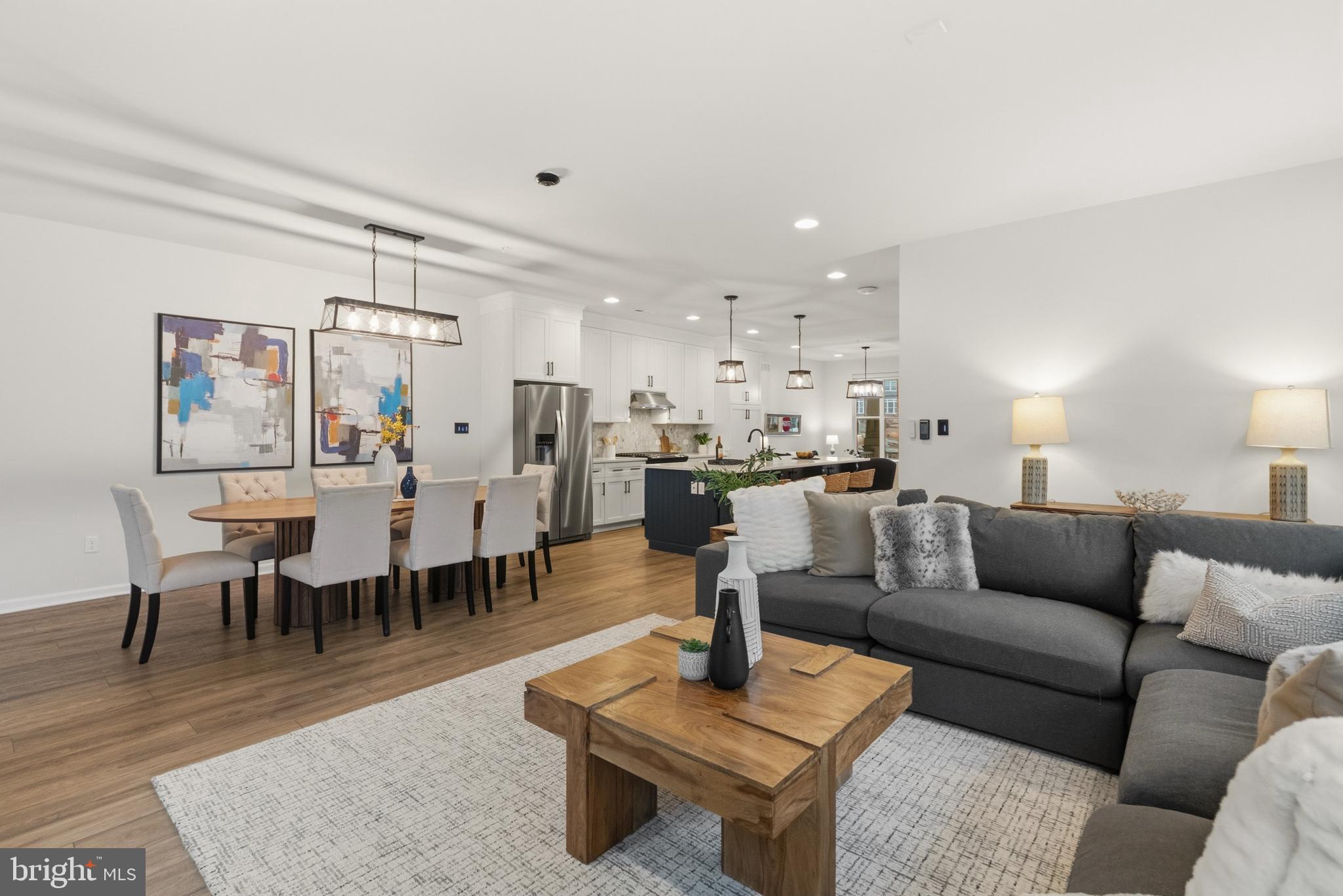 SPRING OAK - Residential