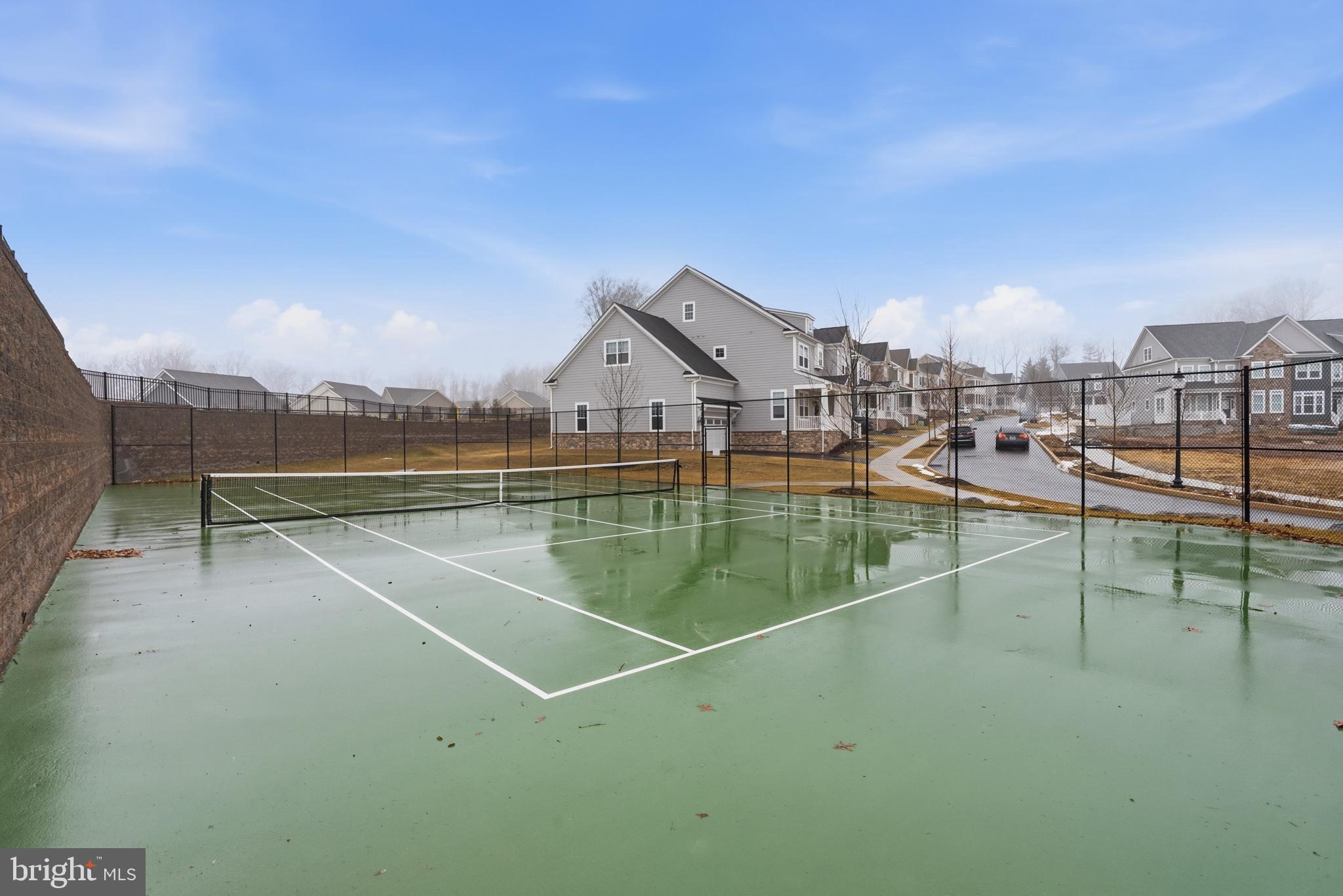 SPRING OAK - Residential