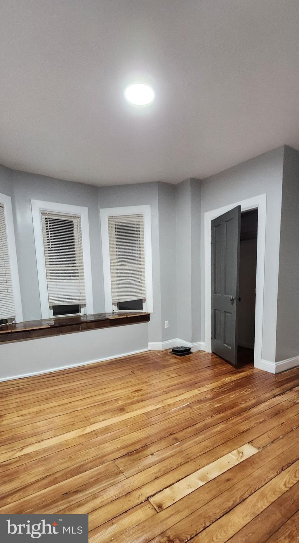 Photo of 48 W Third St, WAYNESBORO, PA 17268 (MLS # PAFL2032578)