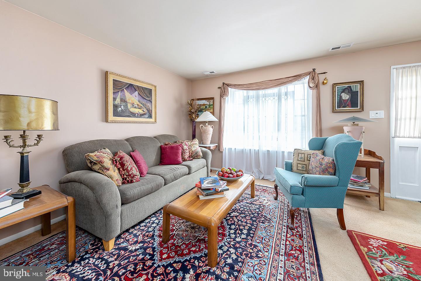 109 MEADOWVIEW CIRCLE