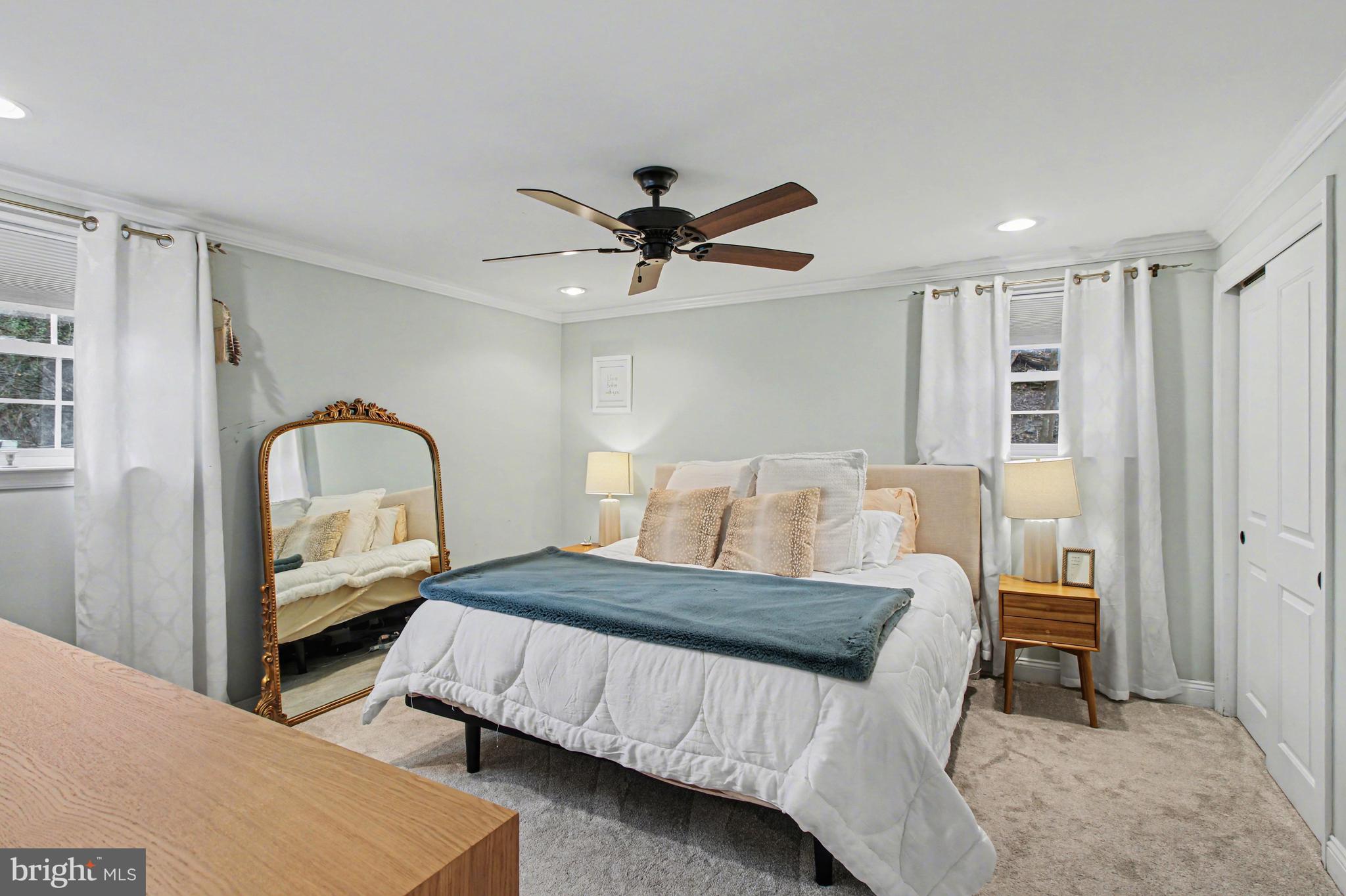 ROXBOROUGH - Residential