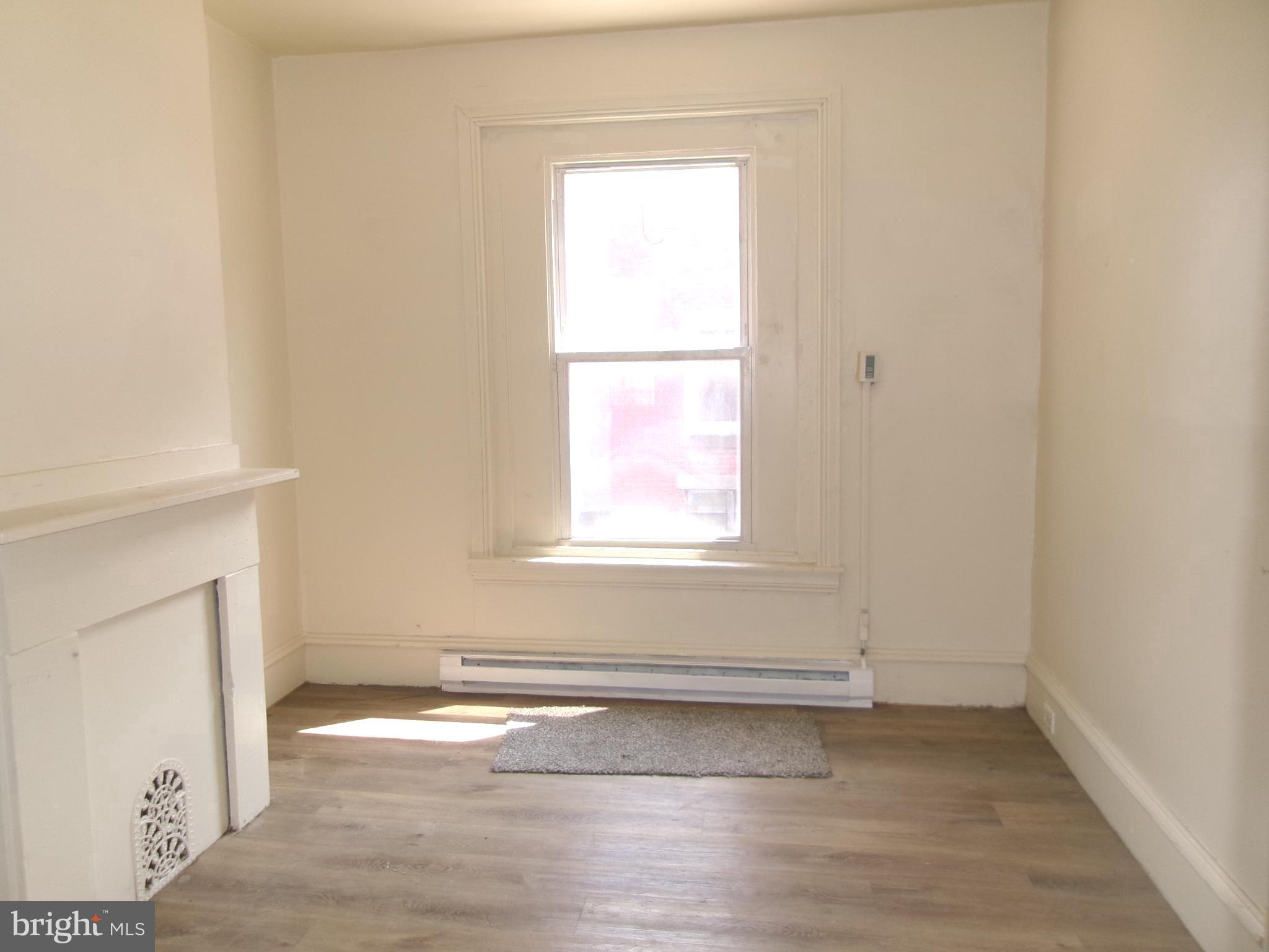 1305 W RUSH STREET