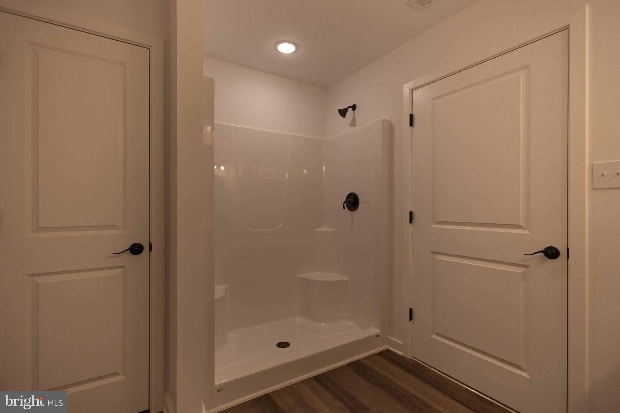 CARDINAL POINTE - Residential