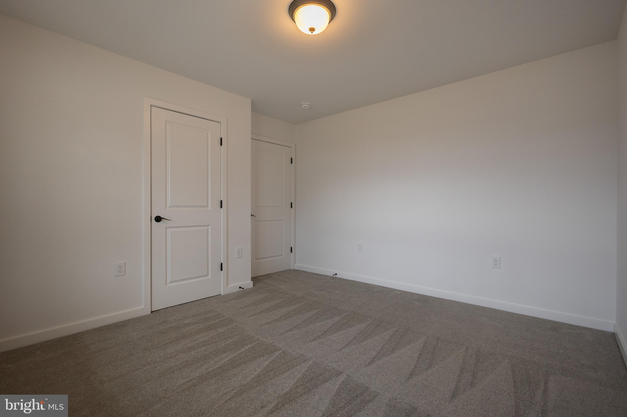 CARDINAL POINTE - Residential