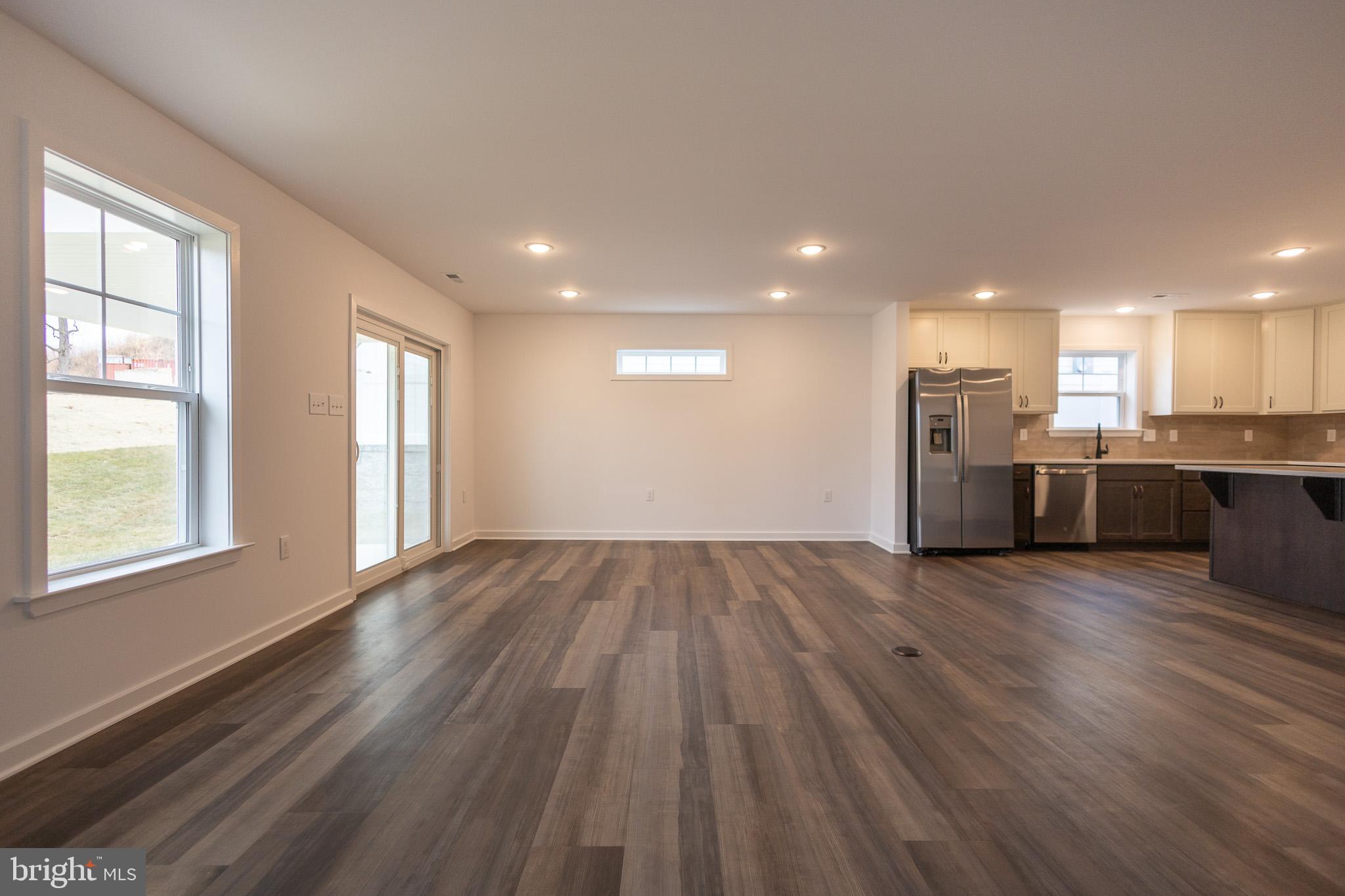 CARDINAL POINTE - Residential