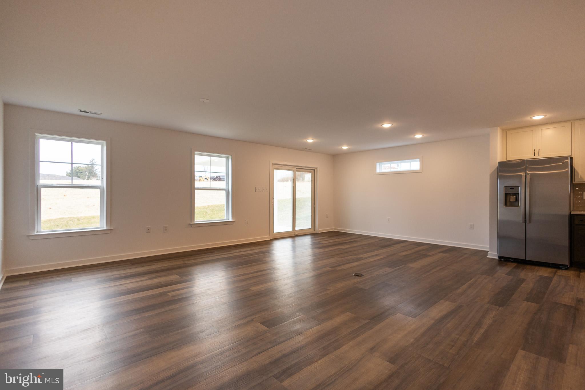 CARDINAL POINTE - Residential