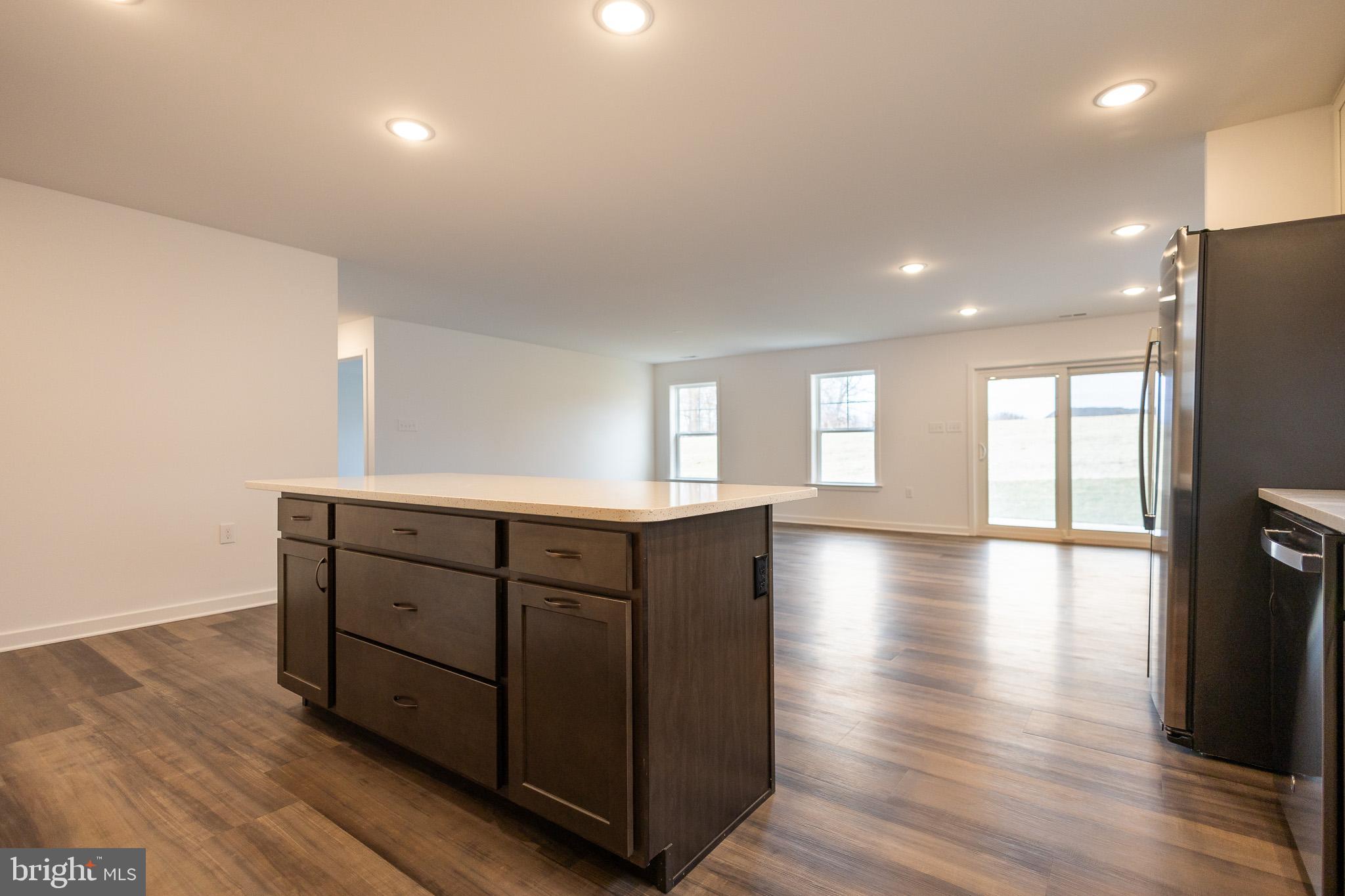 CARDINAL POINTE - Residential