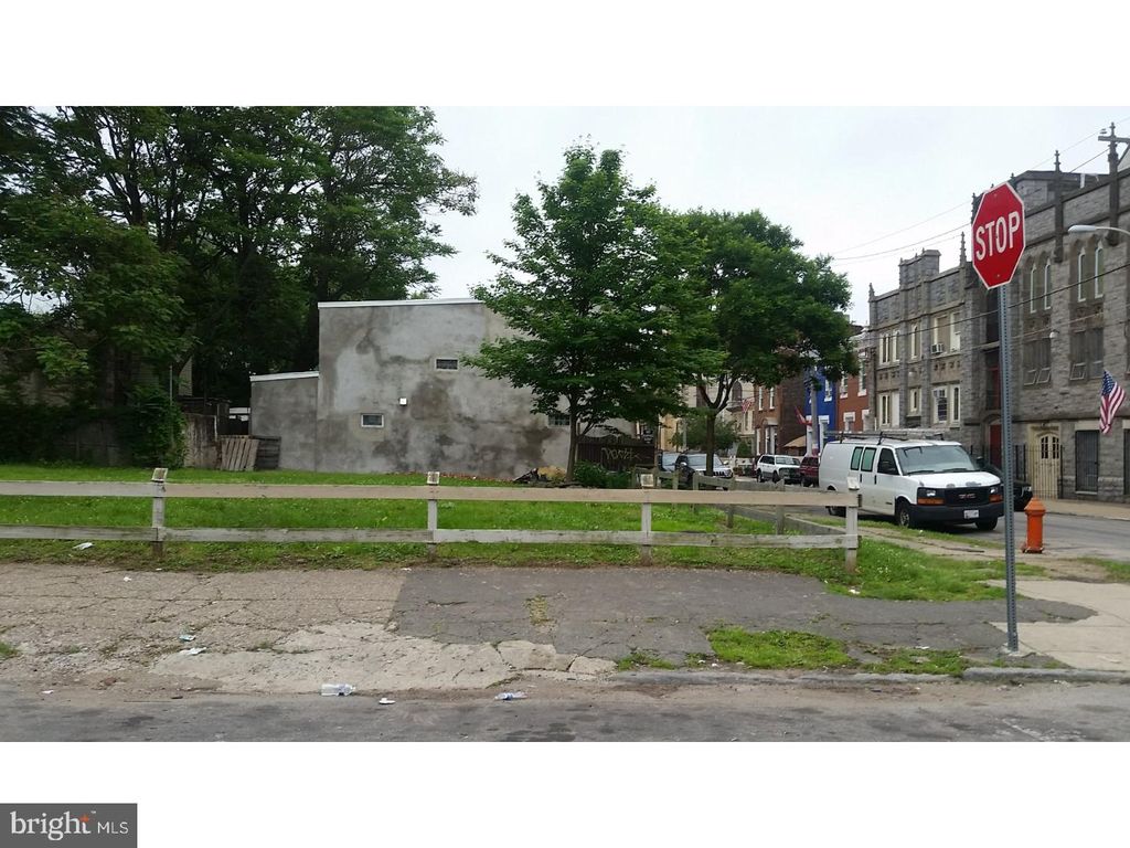 Photo of 158 W York Street, PHILADELPHIA, PA 19133 (MLS # PAPH2384180)