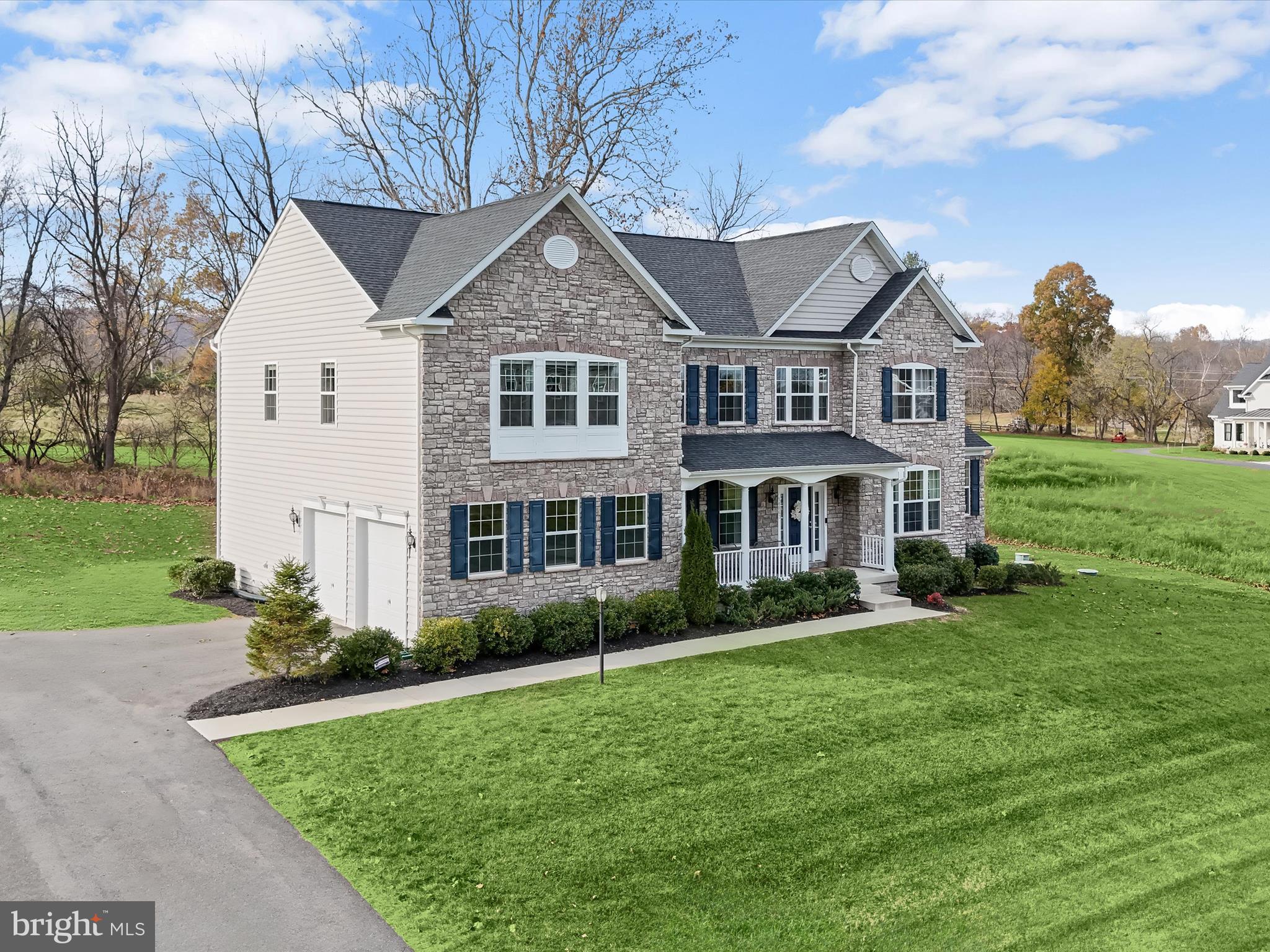 14863 CREEK POINT COURT