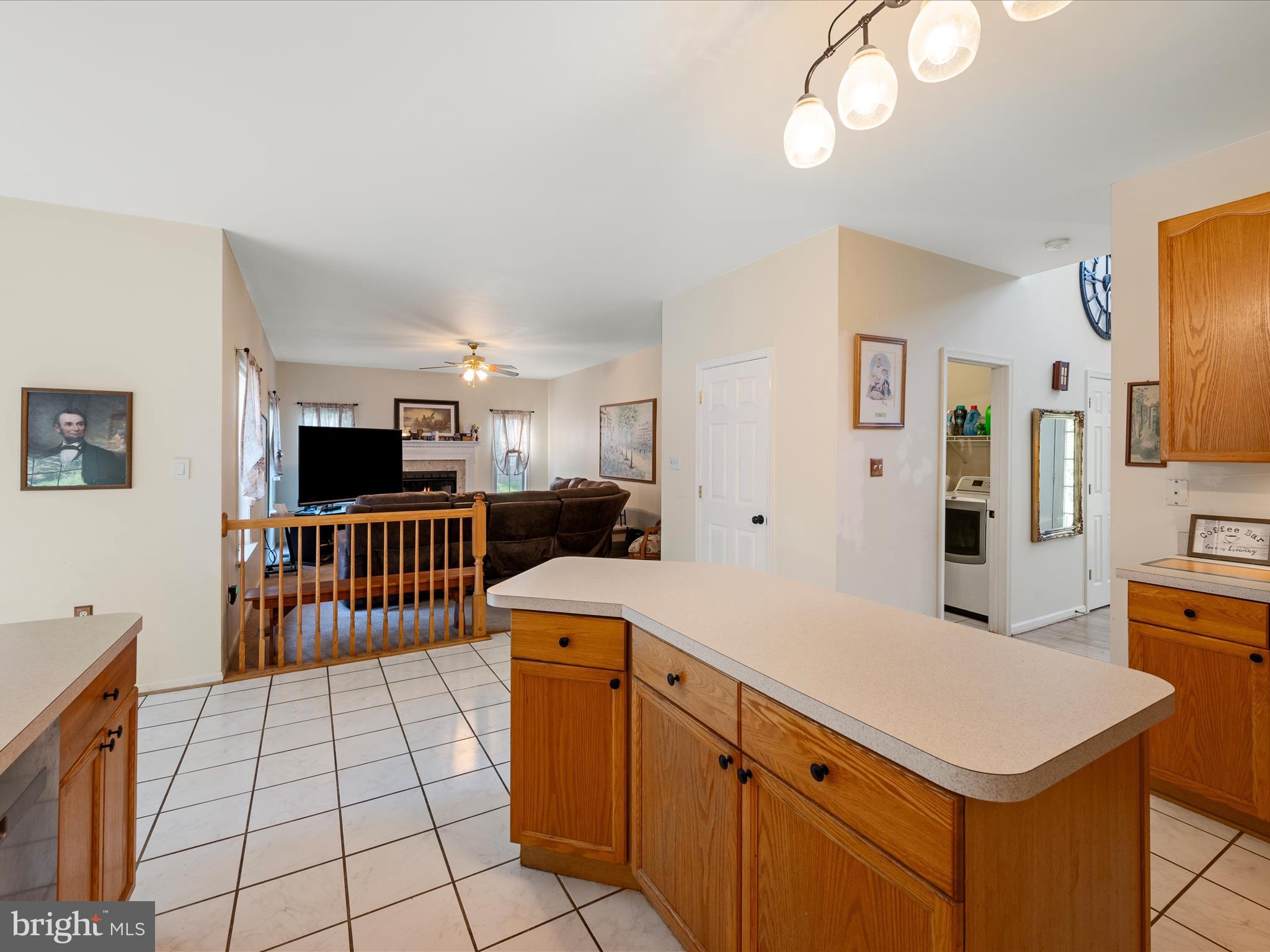 LOCUST HILL - Residential