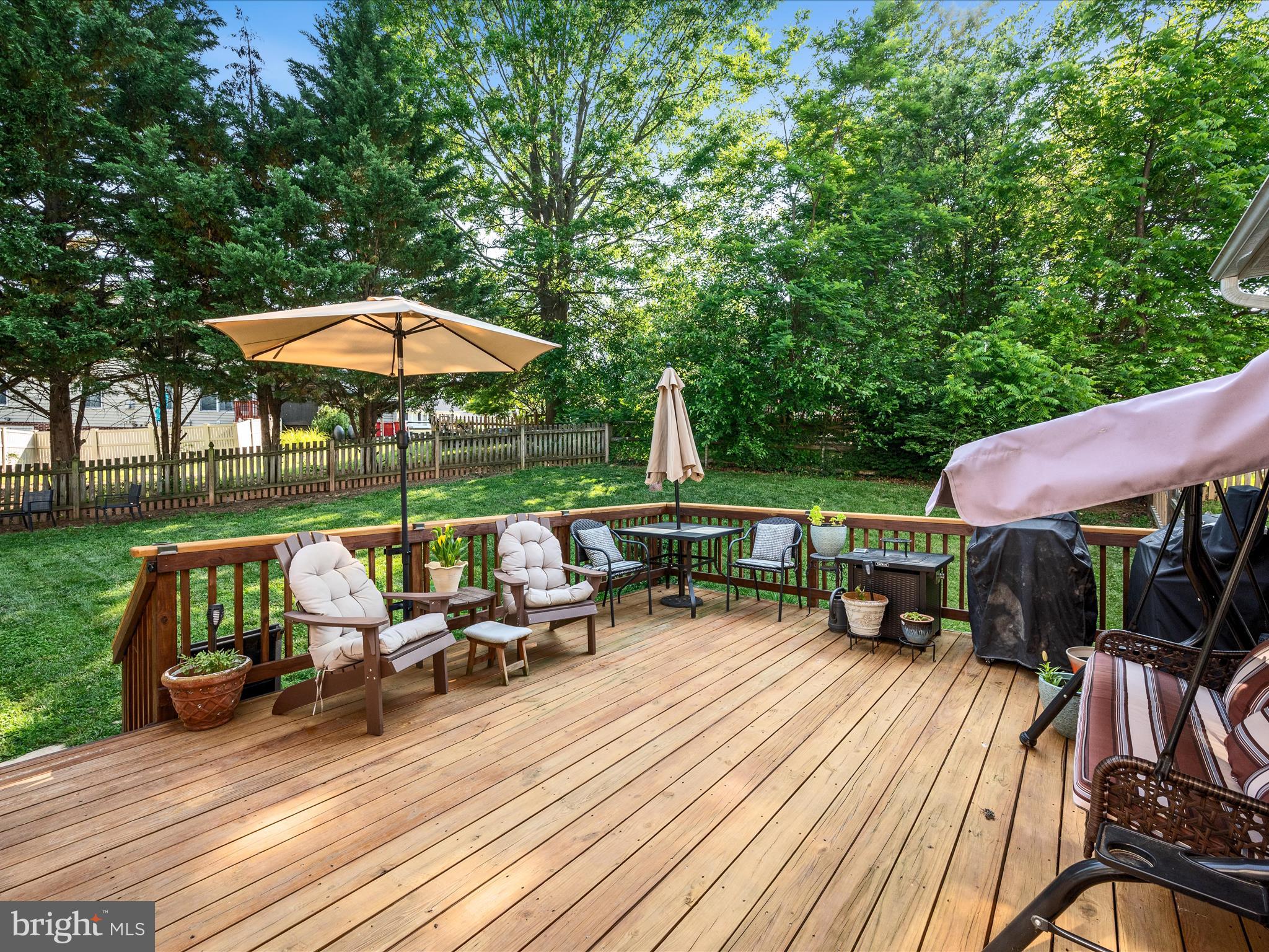 LOCUST HILL - Residential