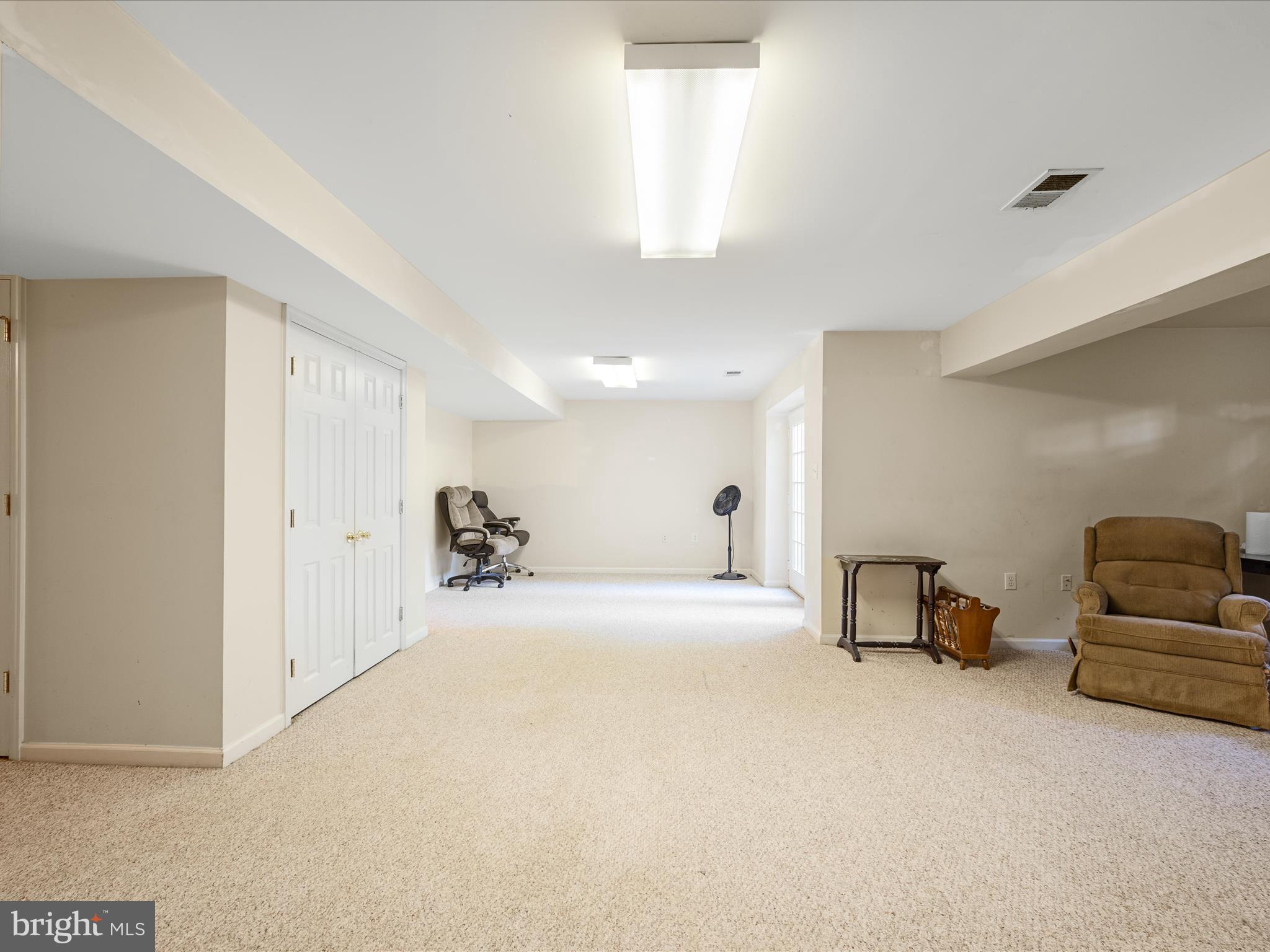 LOCUST HILL - Residential