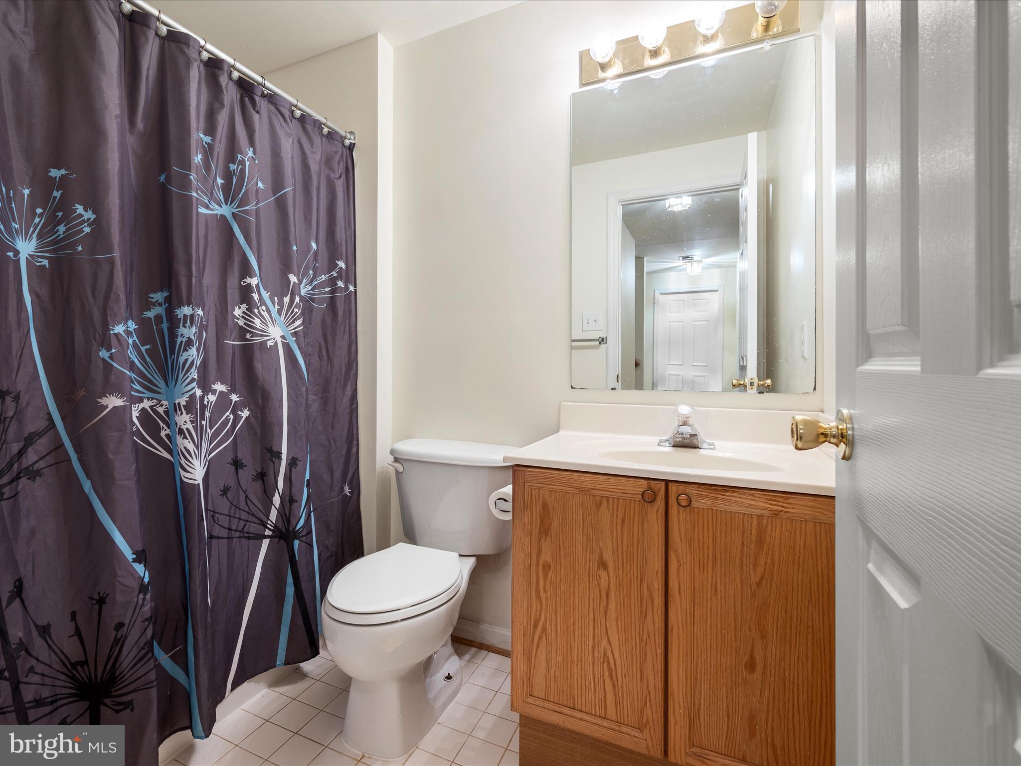 LOCUST HILL - Residential