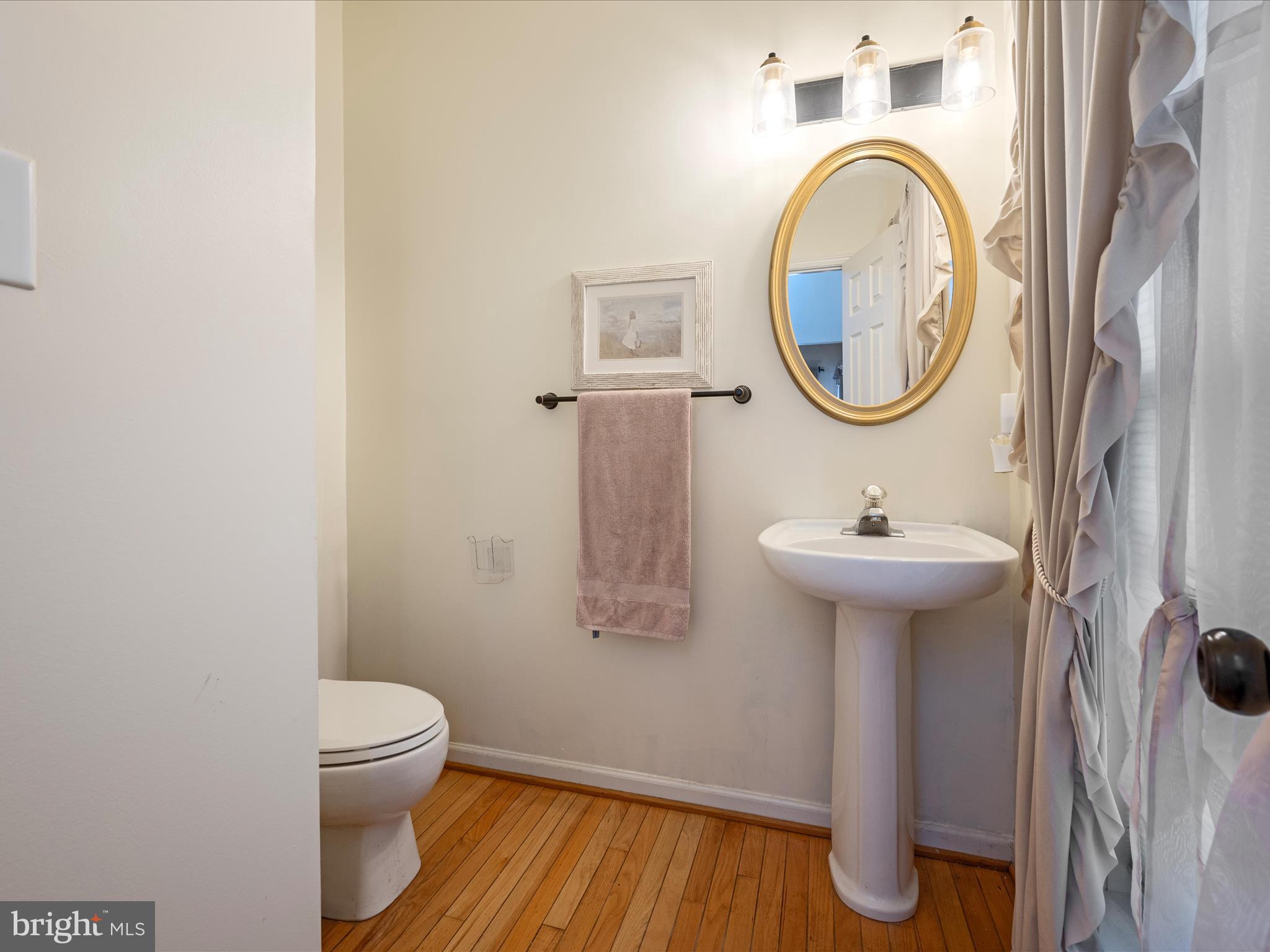 LOCUST HILL - Residential