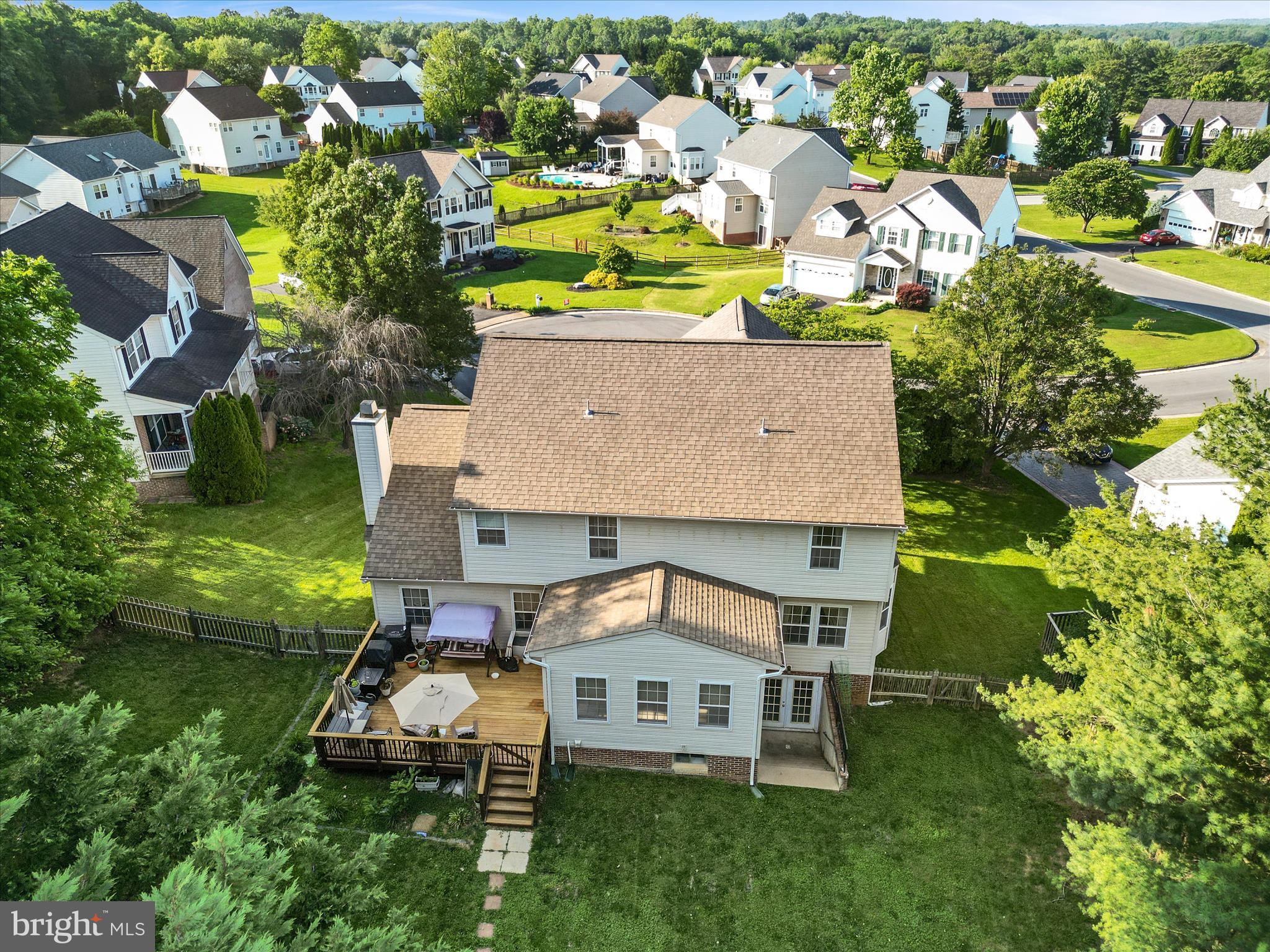 LOCUST HILL - Residential