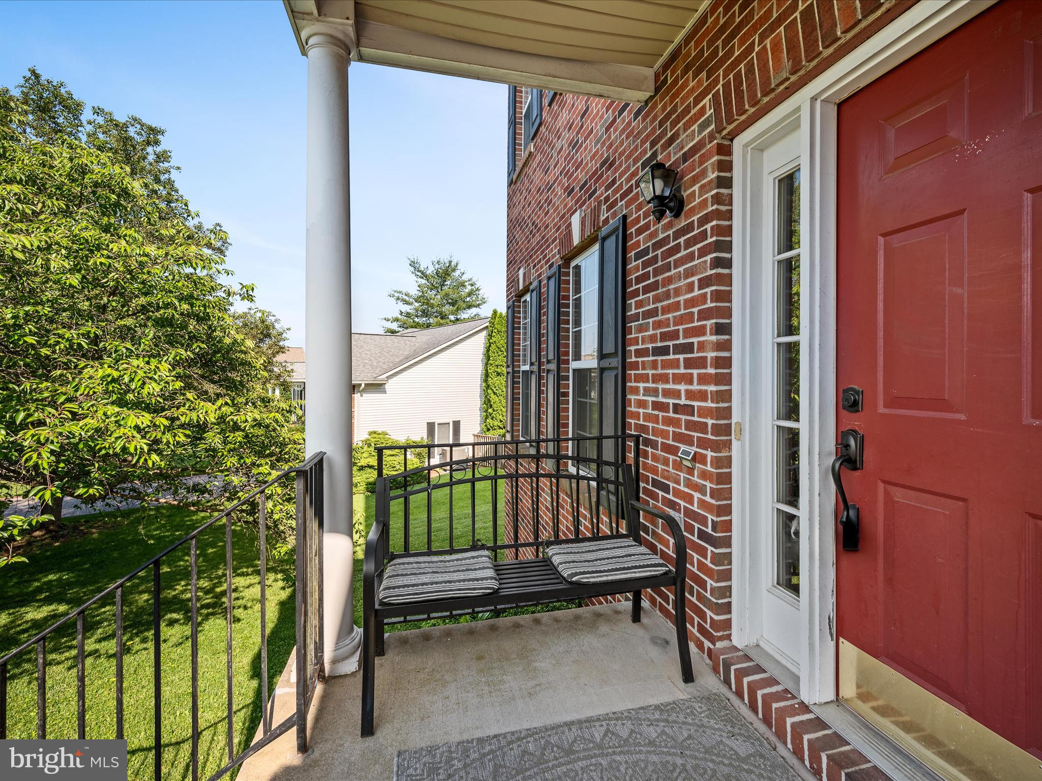 LOCUST HILL - Residential