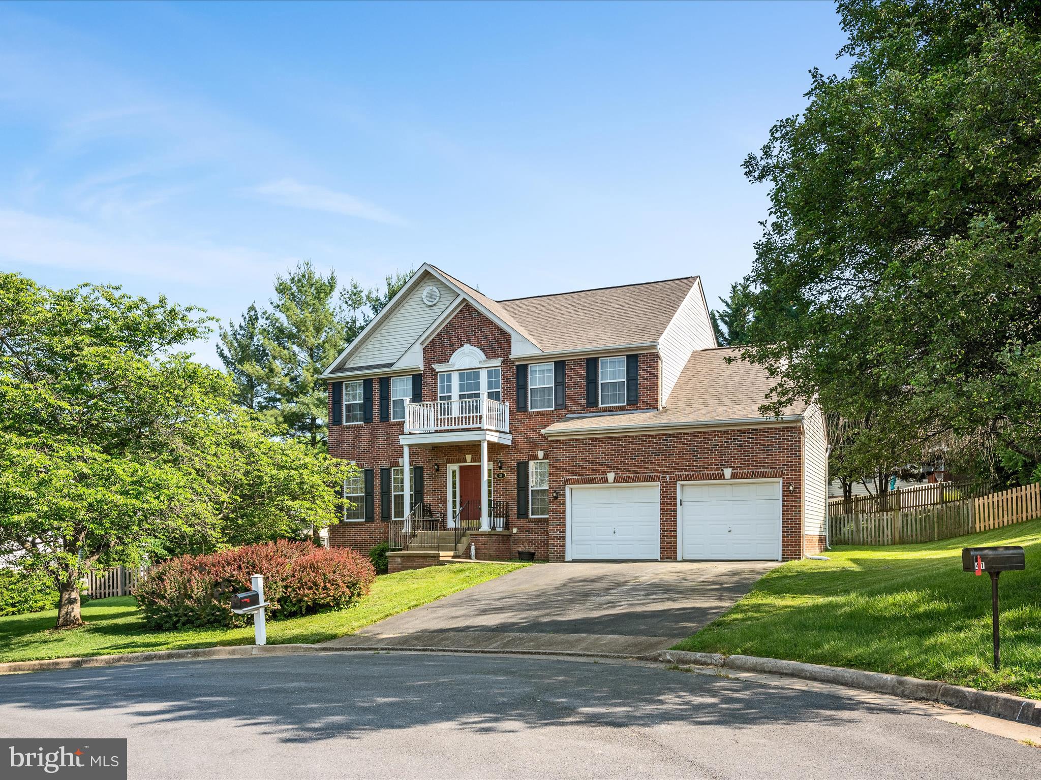 LOCUST HILL - Residential