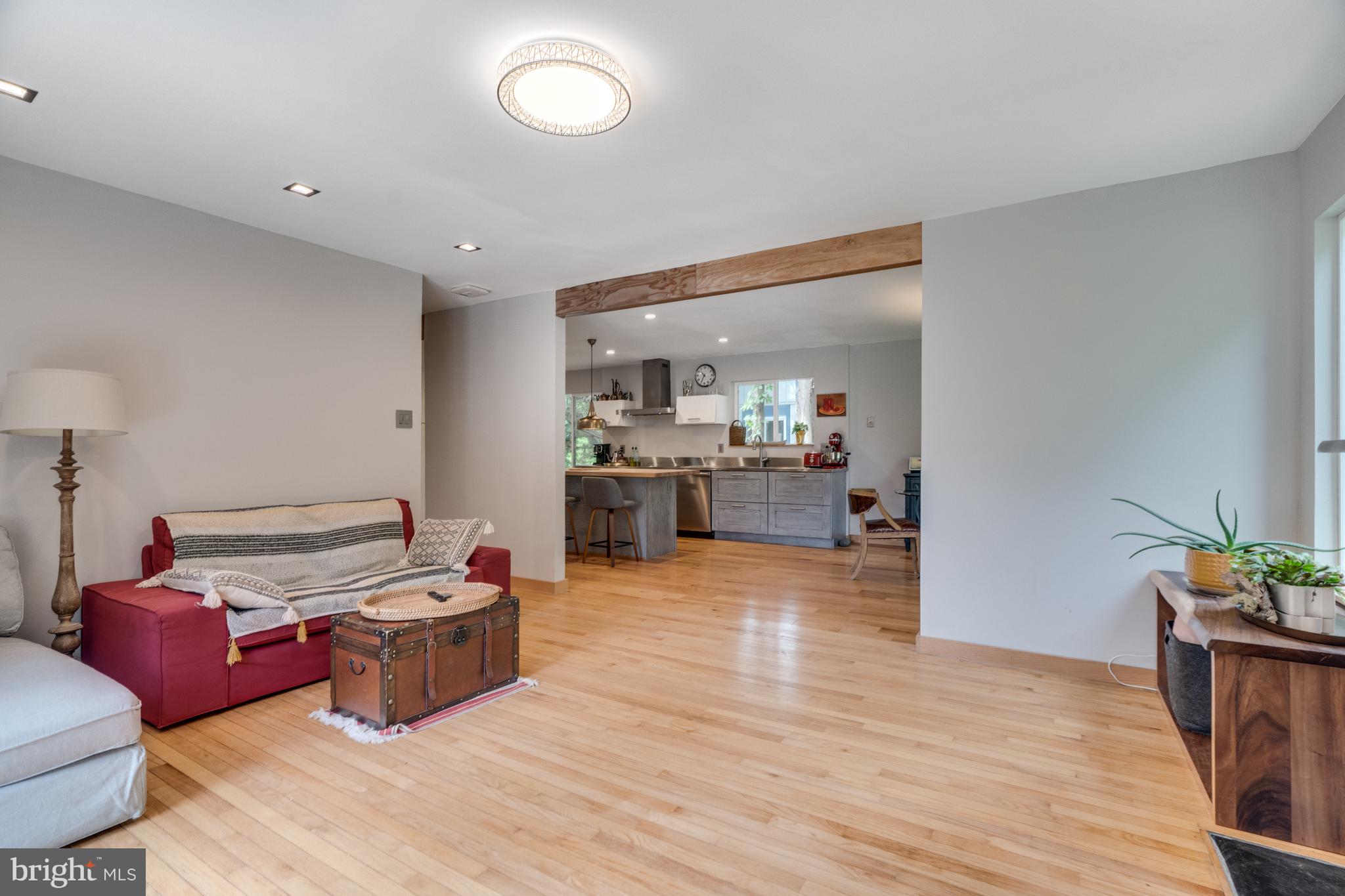 FOX MILL ESTATES - Residential