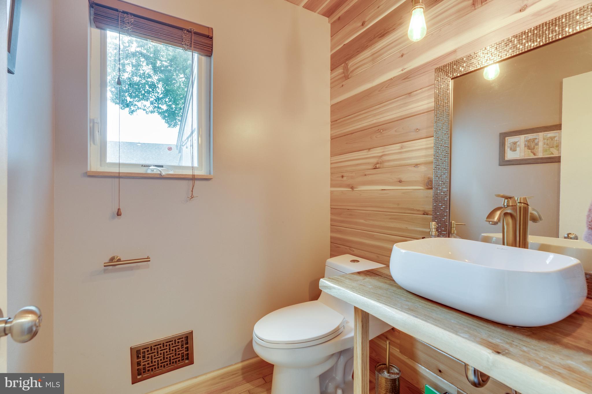 FOX MILL ESTATES - Residential