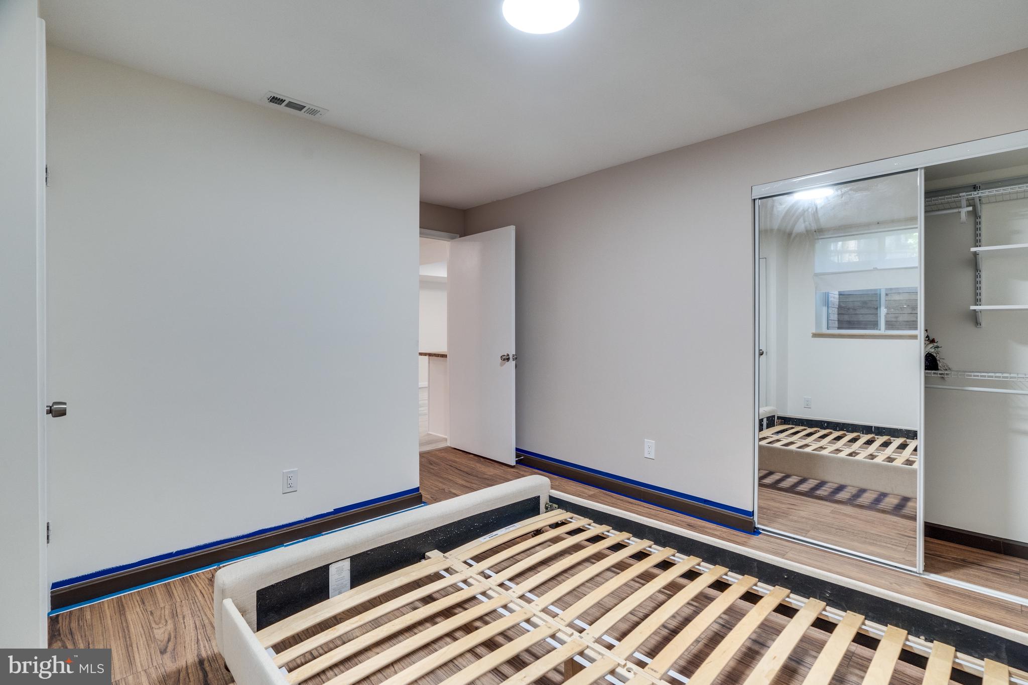 FOX MILL ESTATES - Residential