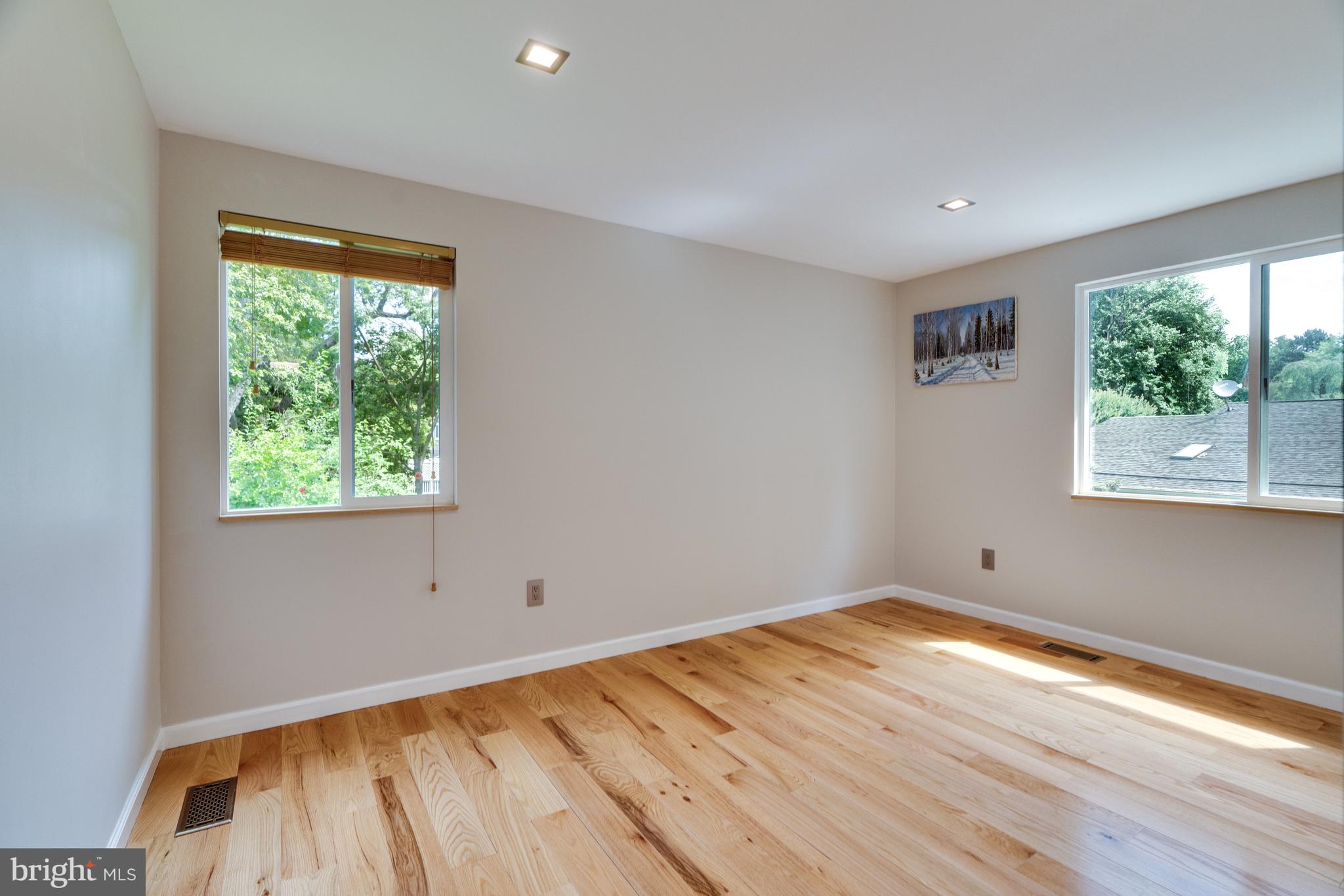 FOX MILL ESTATES - Residential