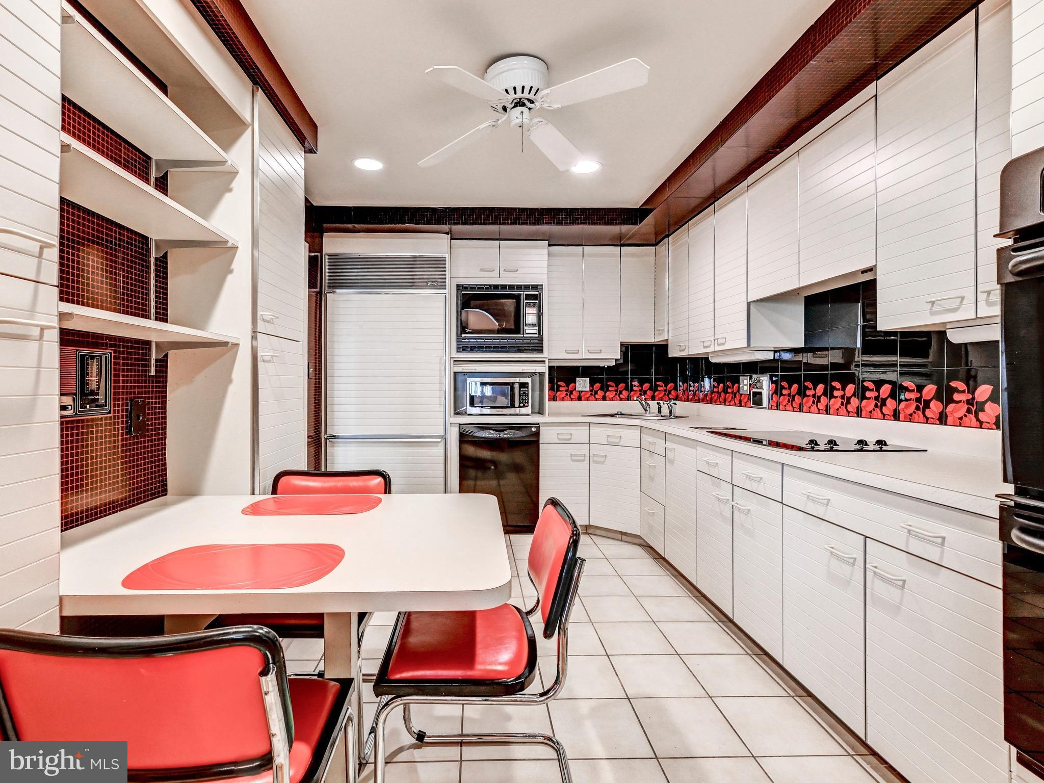 ANNEN WOODS - Residential
