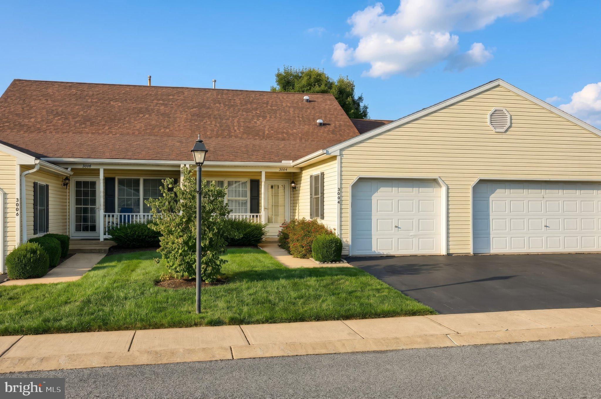3004 VILLAGE CIRCLE W 3004